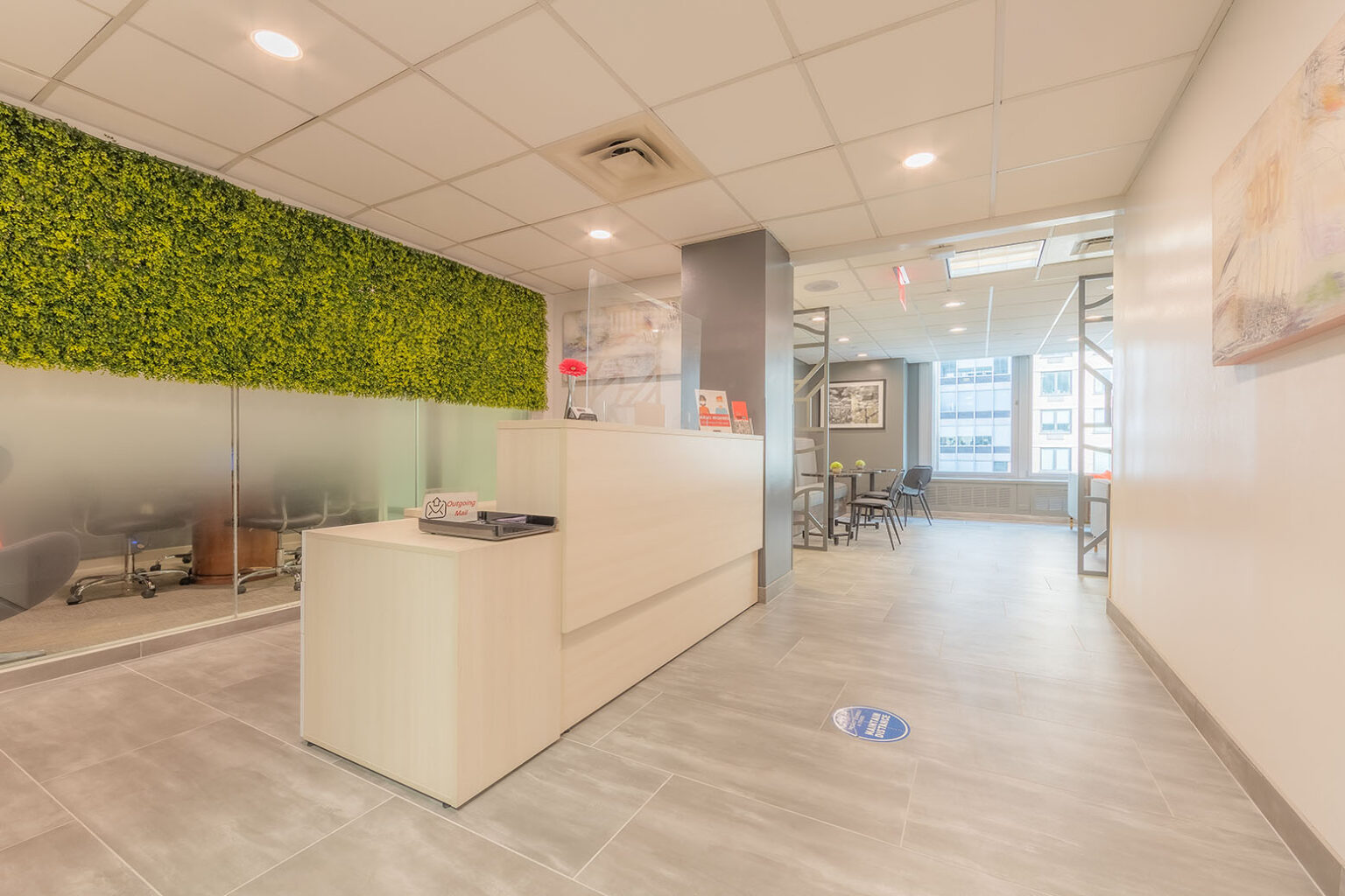 Grand Central 733 3rd Ave