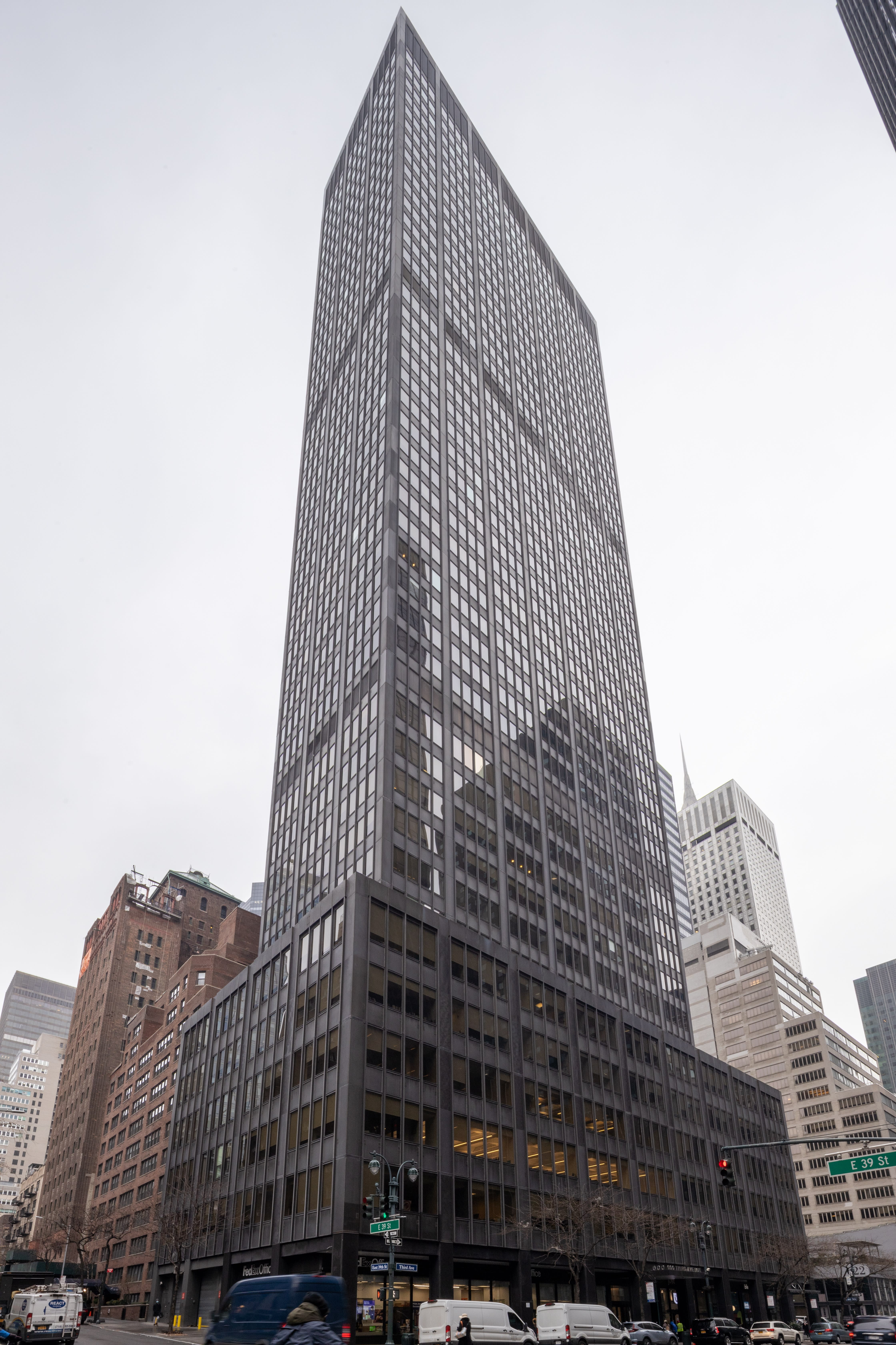 600 Third Avenue