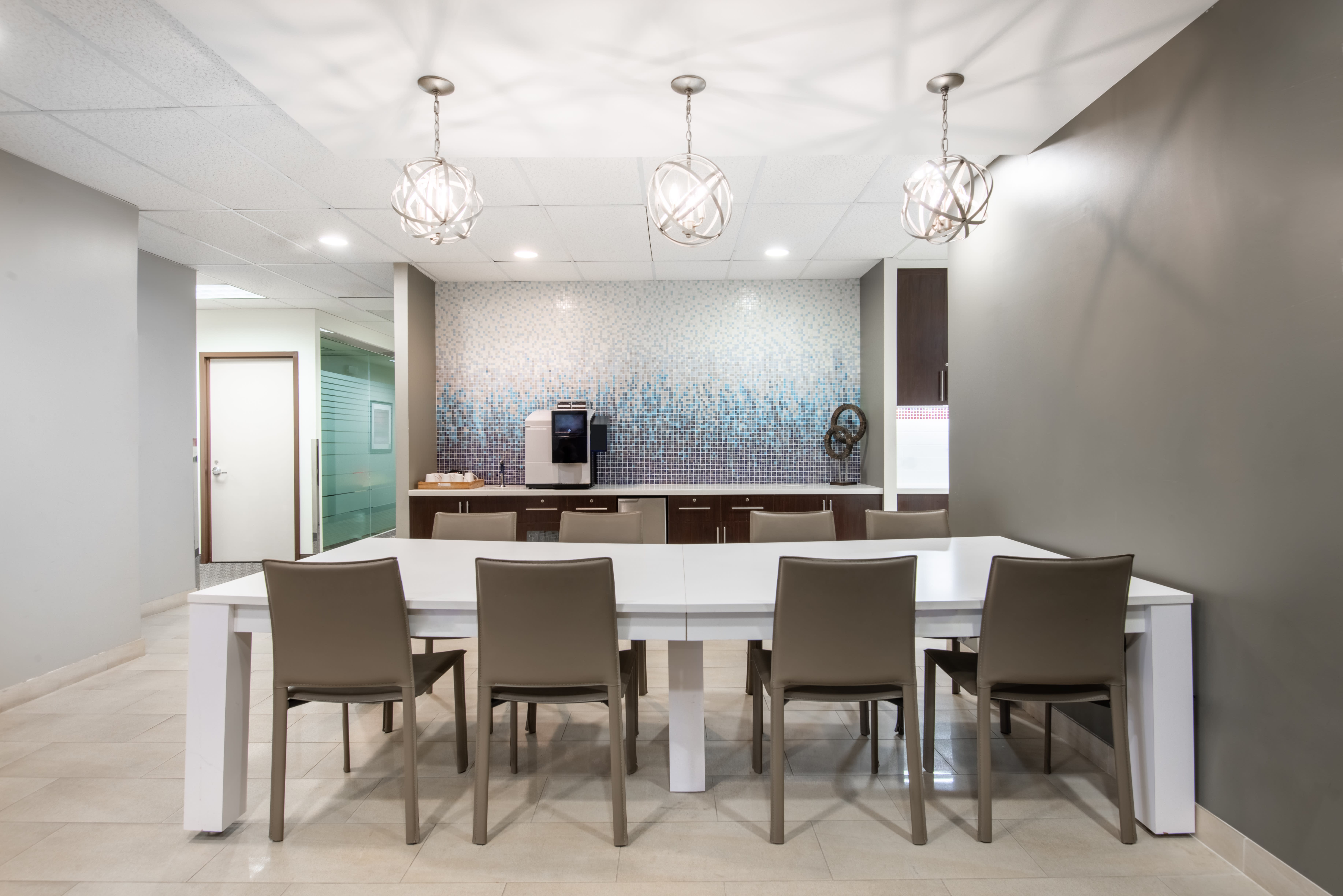 Lake Success Corporate Center photo 8