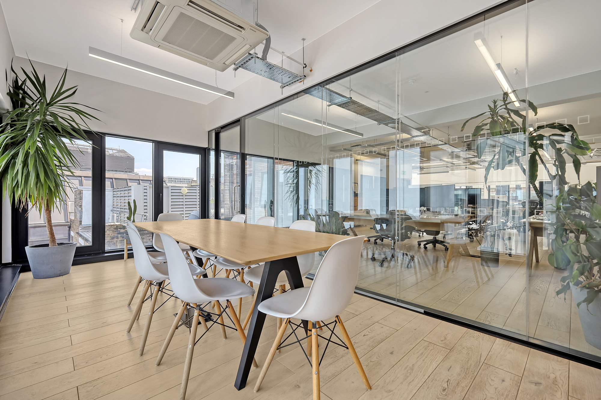 33 Great Sutton Street photo 2