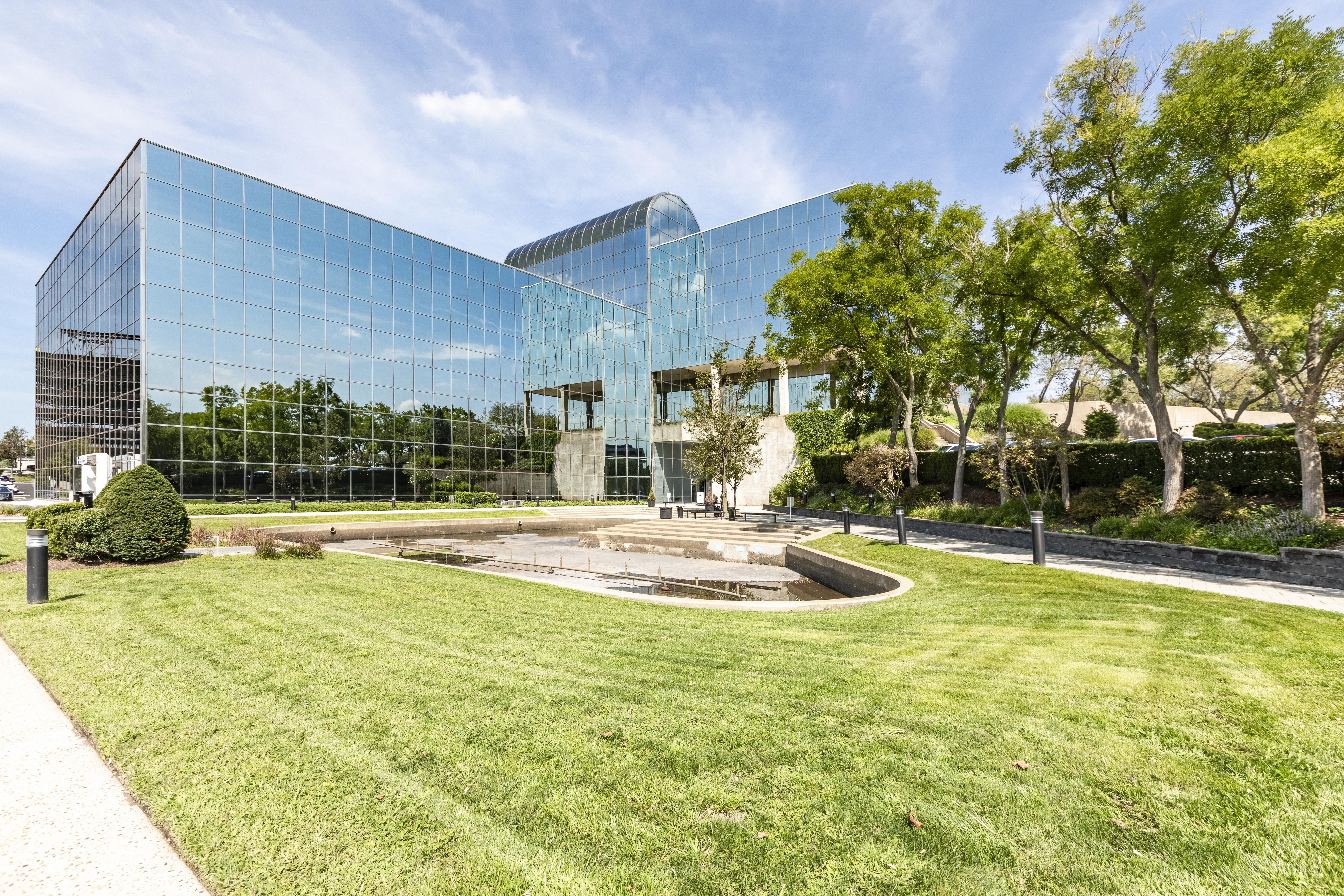 Mack-Cali Center III