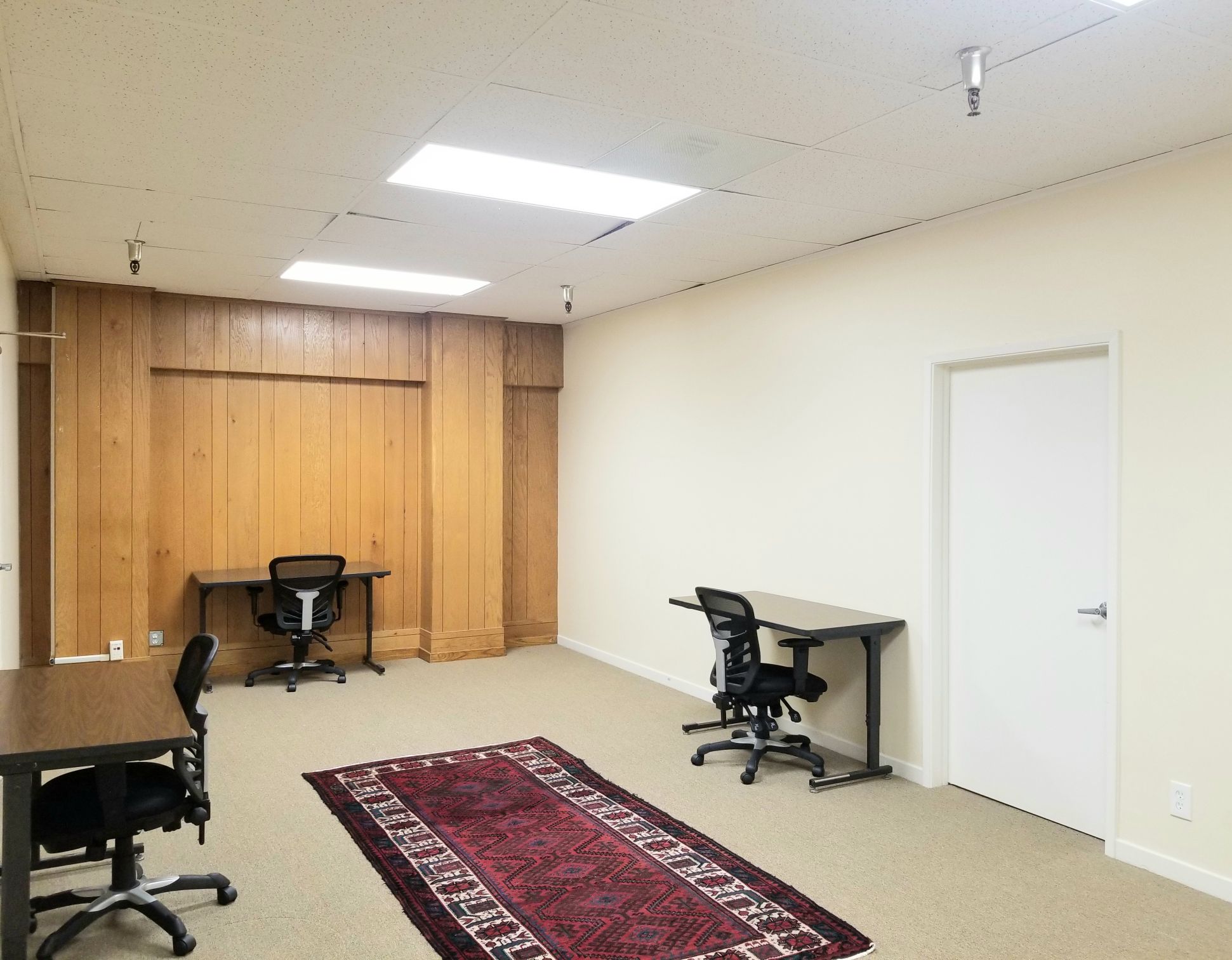2222 Harold Way photo 2
