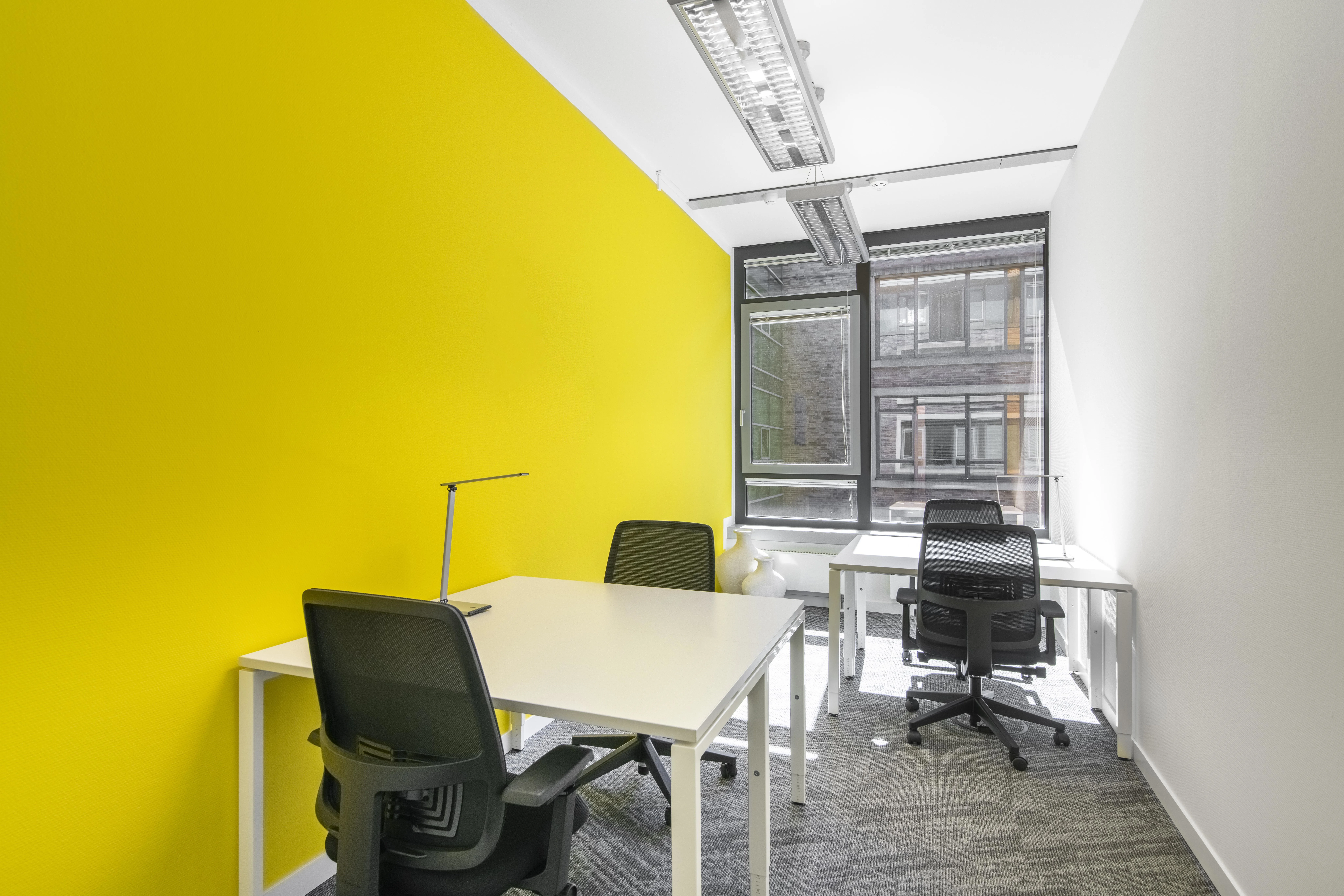 Frankfurt, Accent Office Centre photo 5