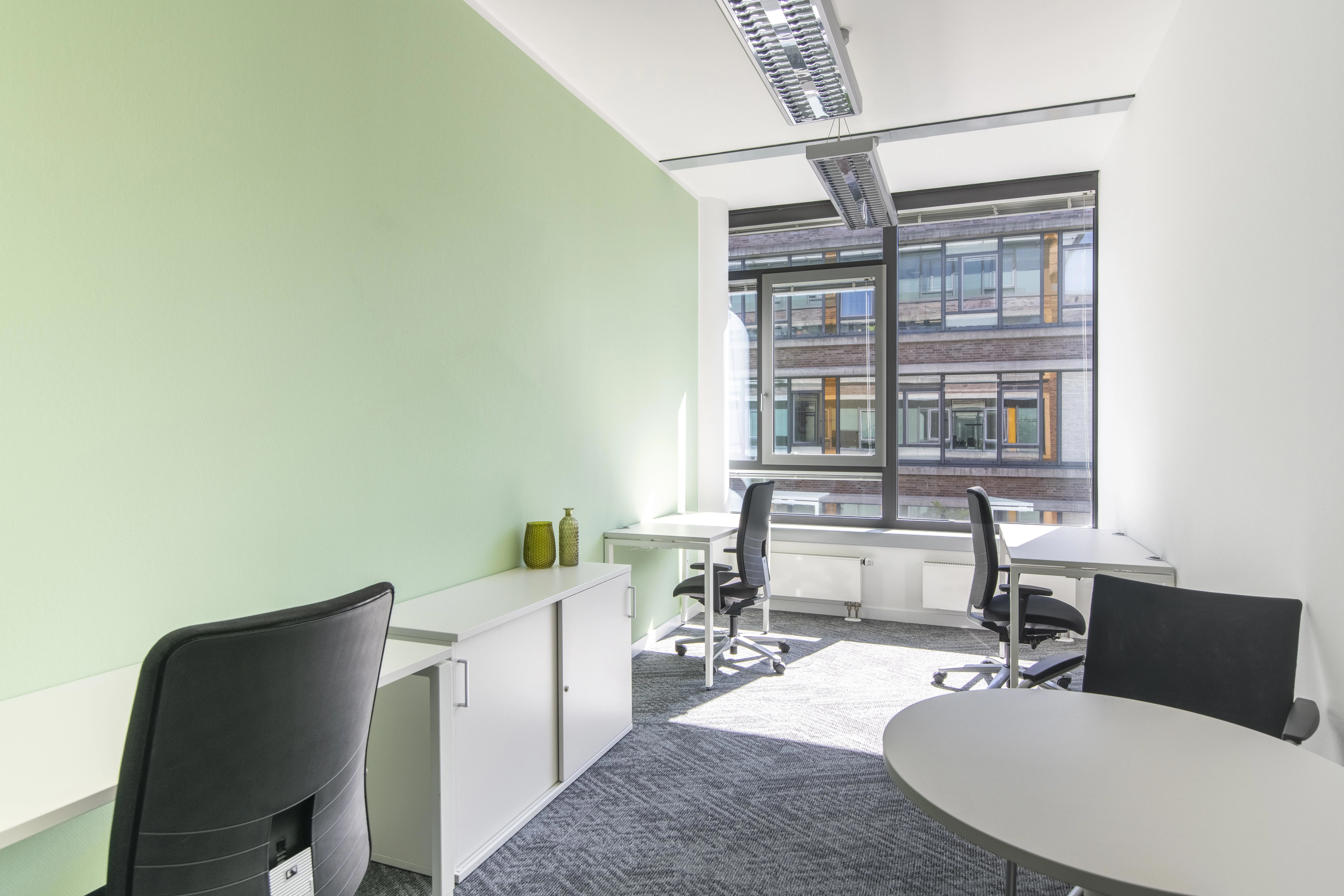 Frankfurt, Accent Office Centre photo 9
