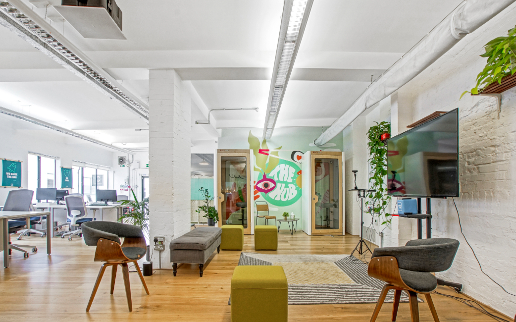 9 Curtain Road photo 2