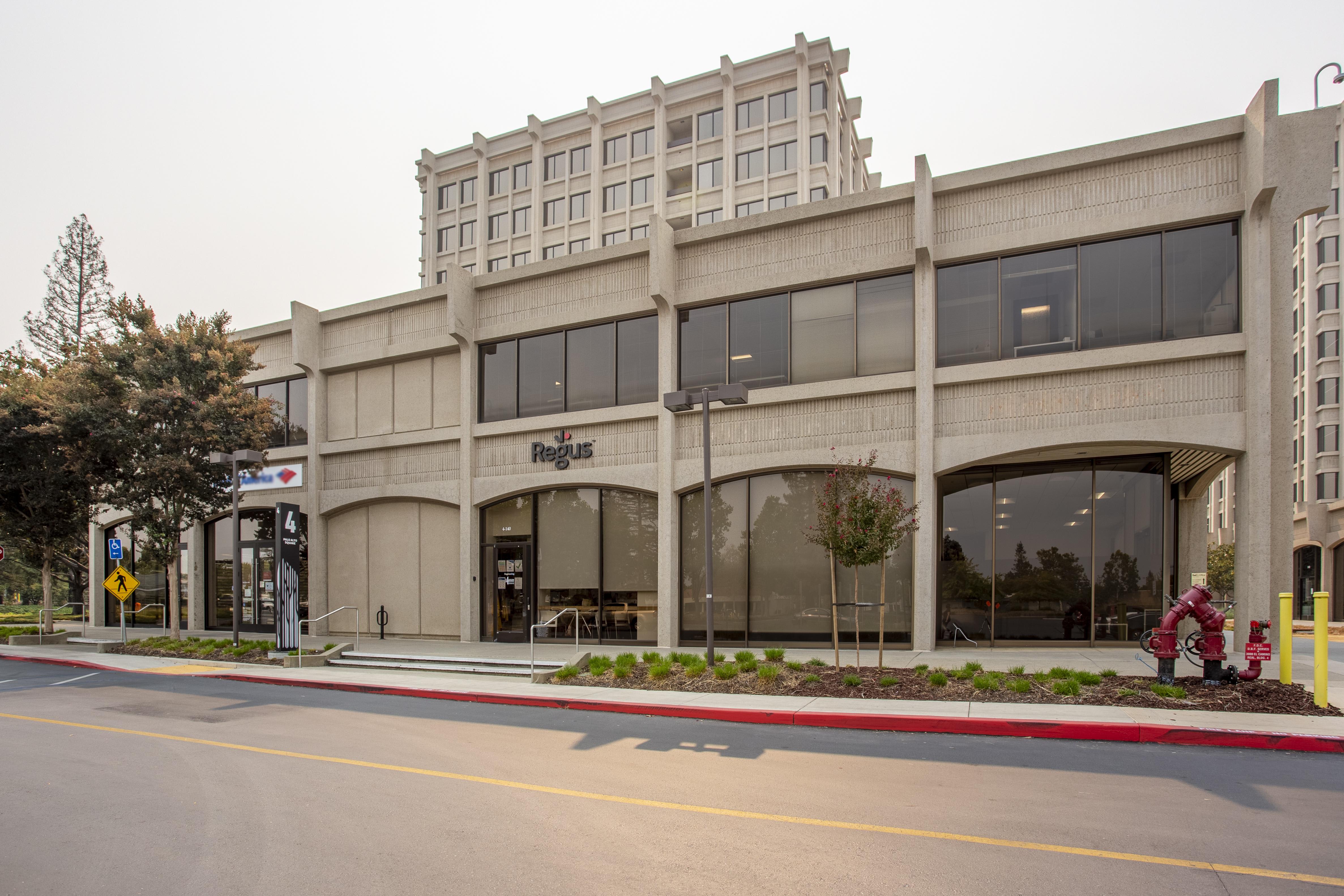 4 Palo Alto Square