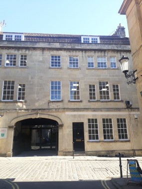 4 Queen Street photo 8