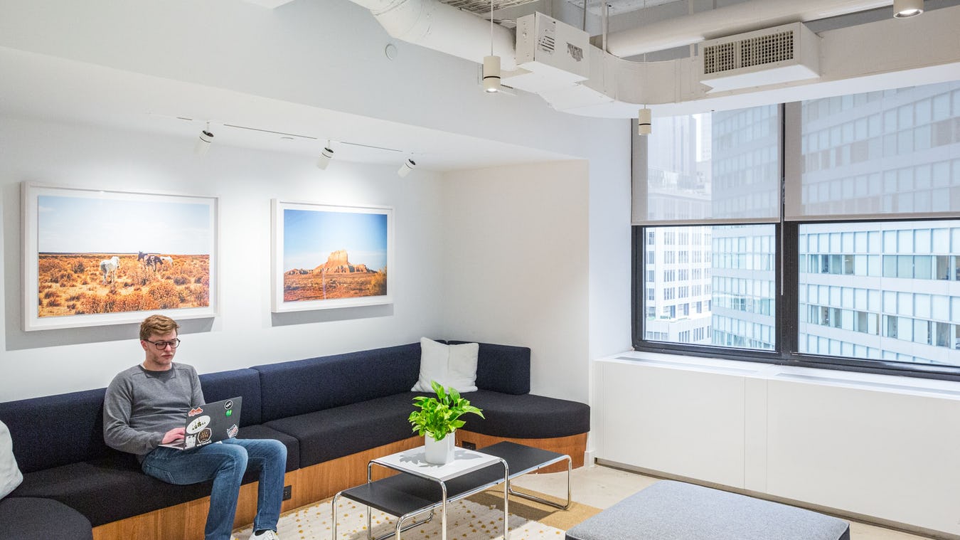 575 Lexington Avenue photo 3