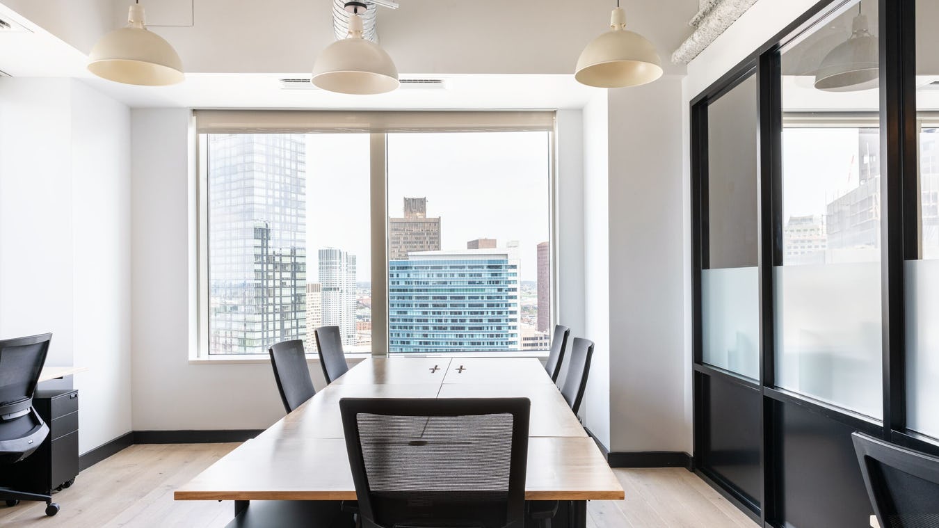 11 Park Place photo 4