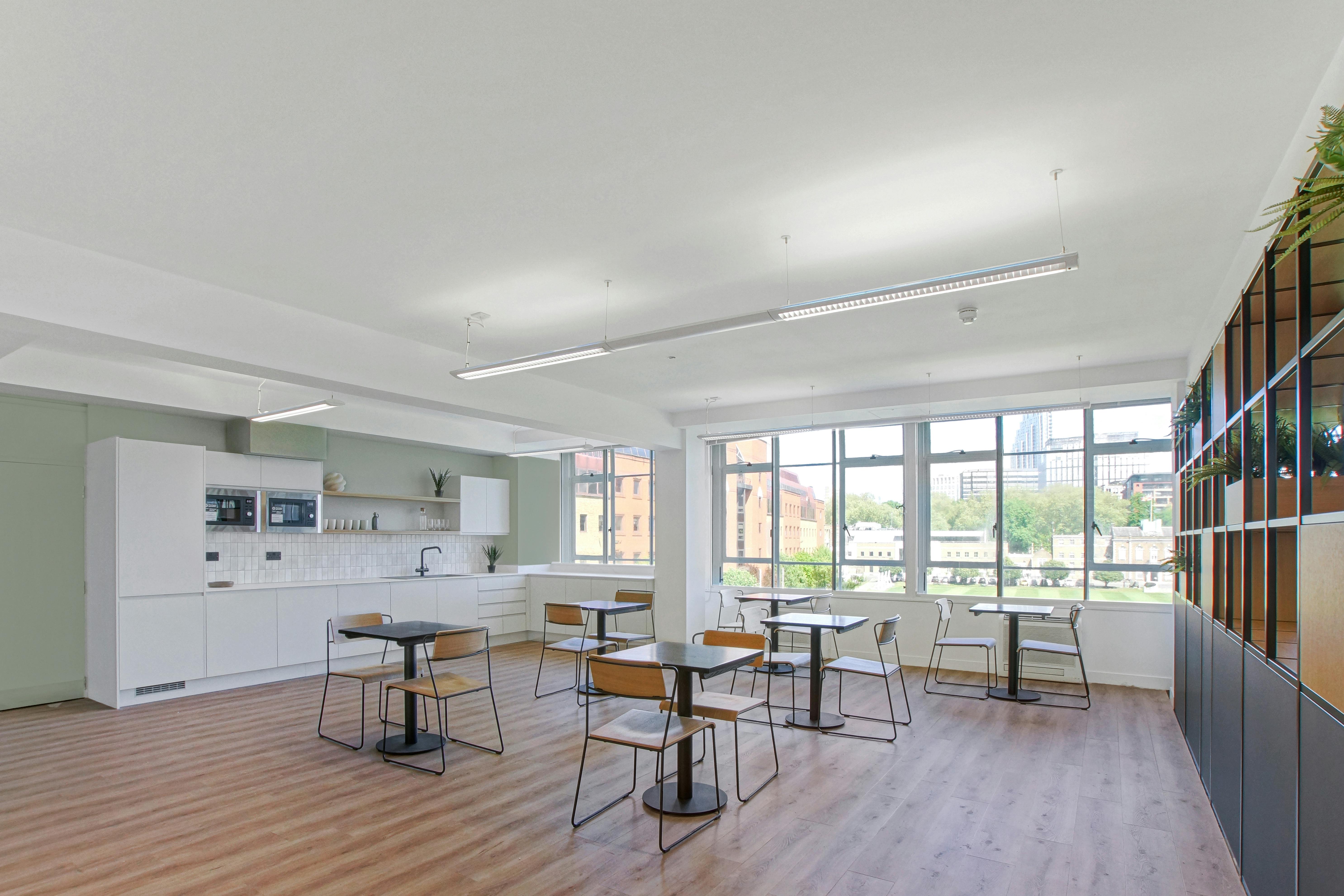 Longbow House photo 10