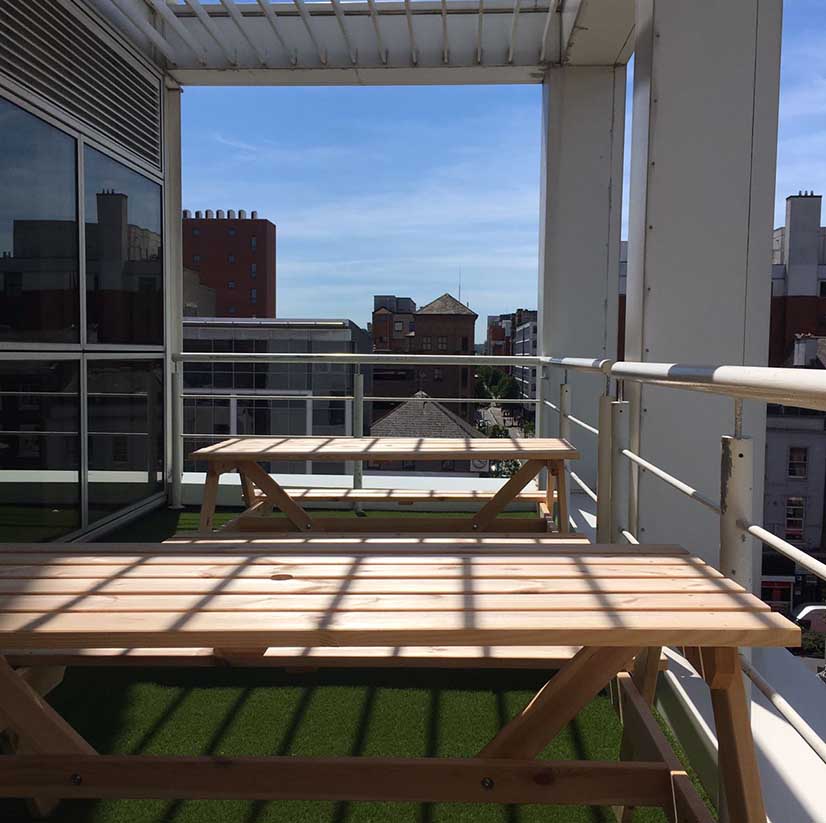 Arthur Place photo 2