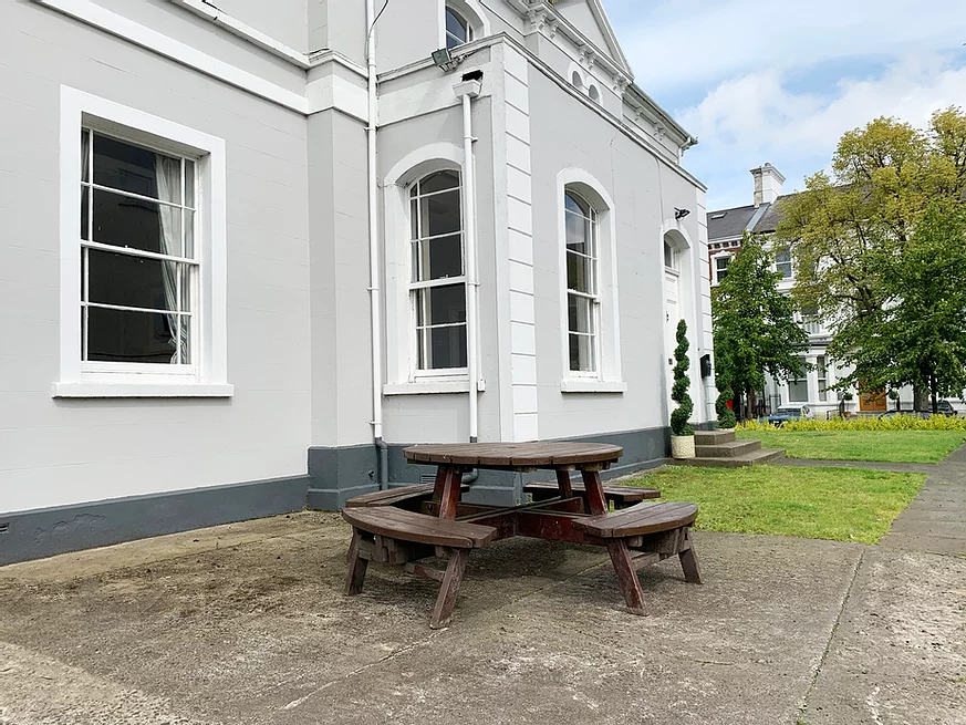 14 Wellington Park photo 6