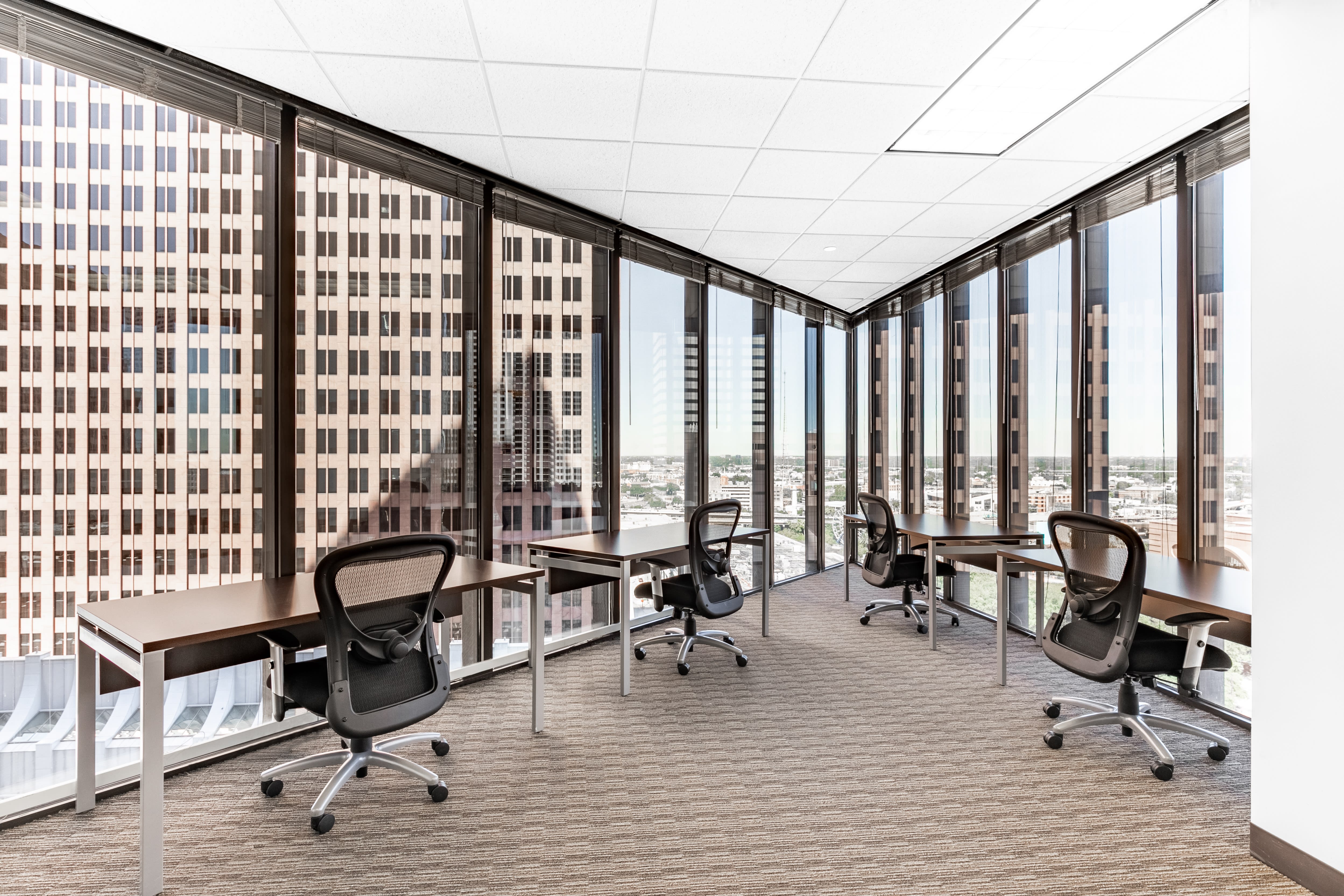 Pennzoil Place photo 4