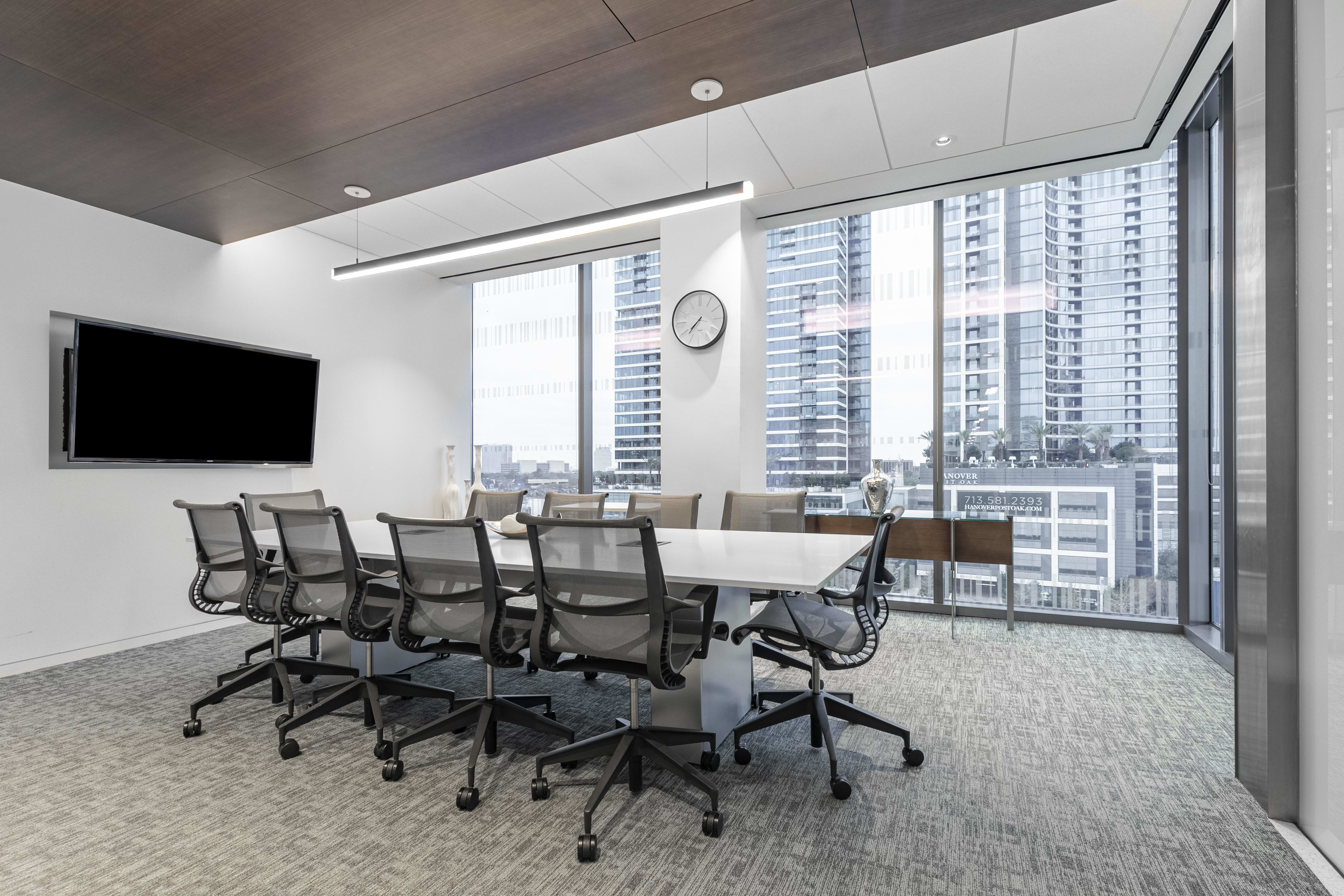 2 Boulevard Place photo 2