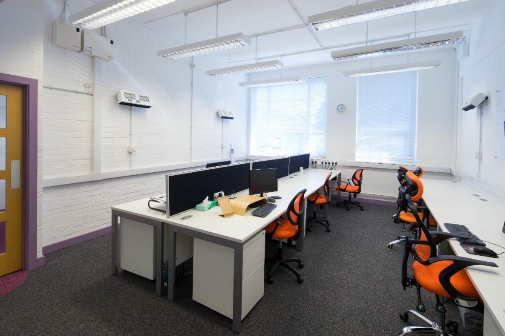 The Knoll Business Centre photo 4