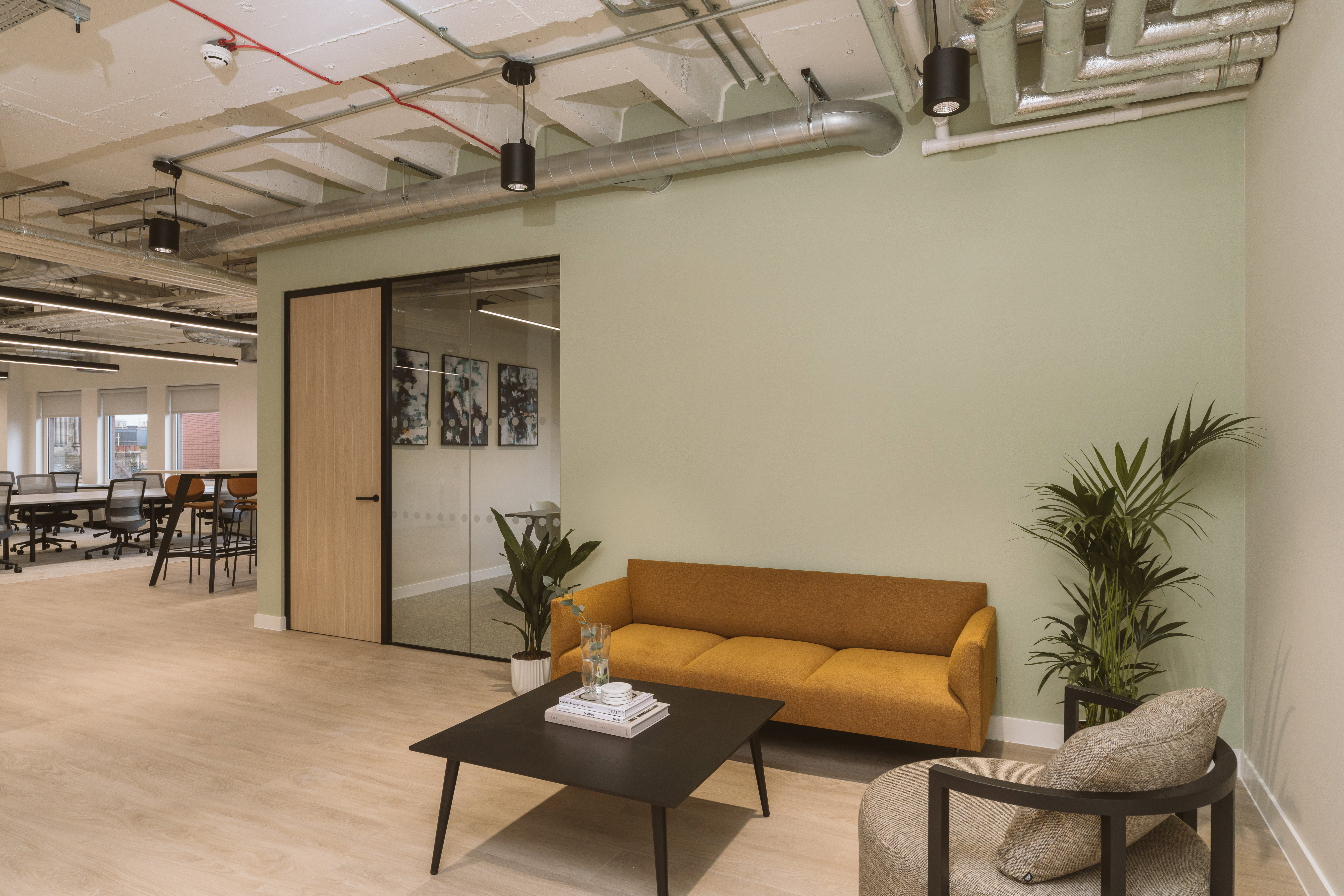 130 Shaftesbury Avenue