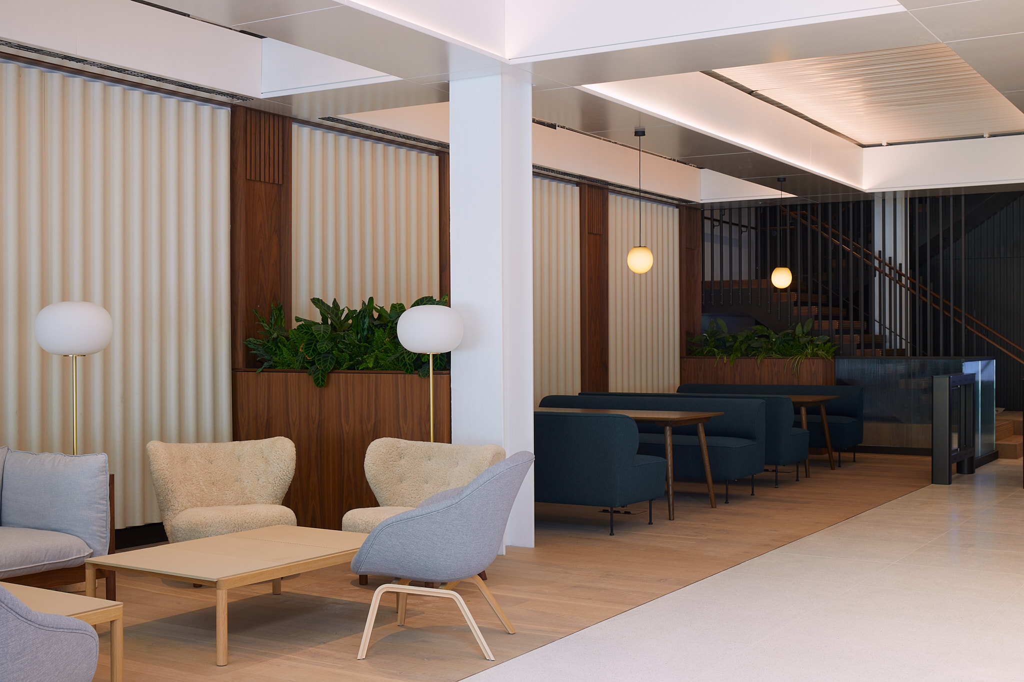 HubHub: Worship Square photo 2