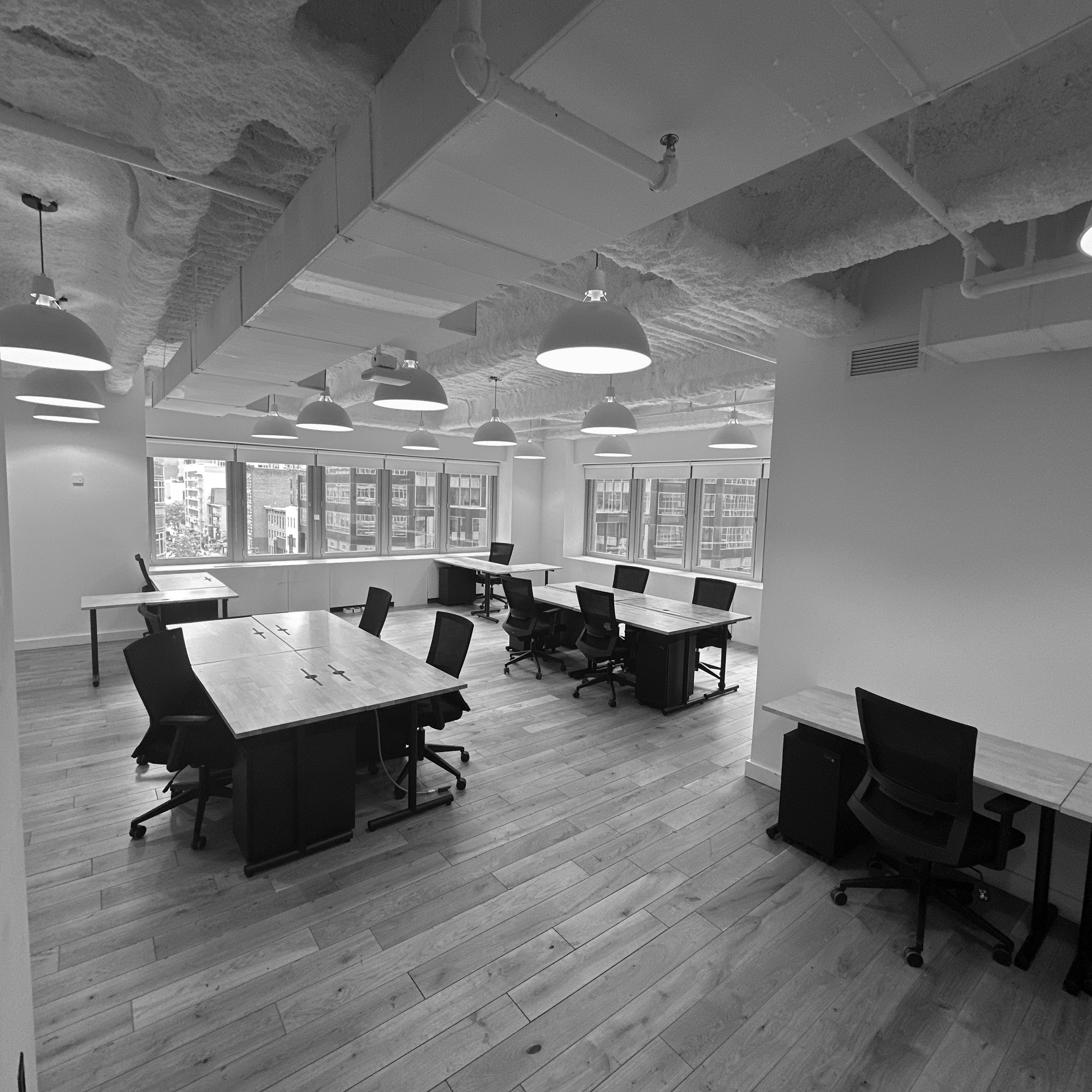 Corporate Suites at 880 Third Avenue photo 4