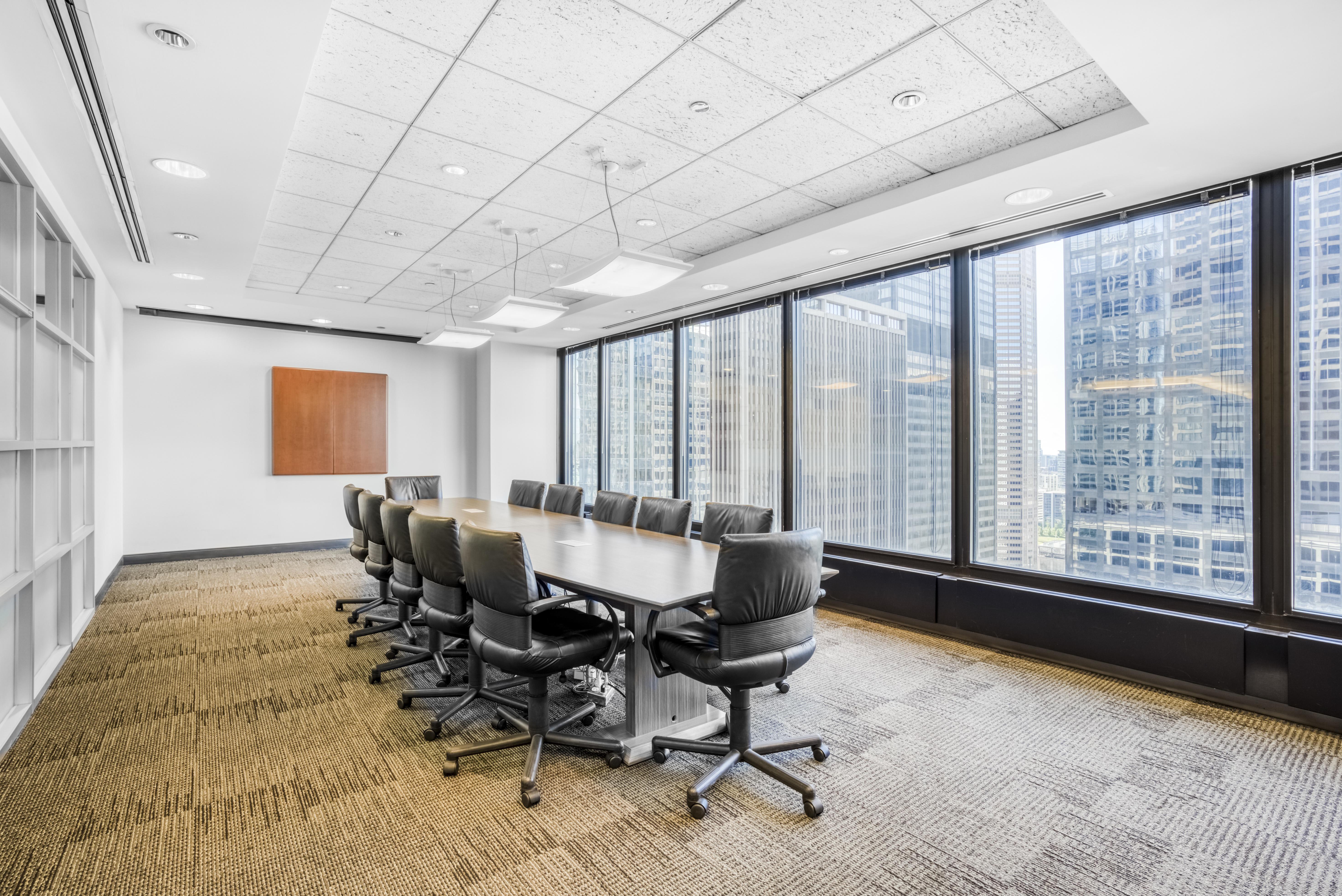 30 South Wacker photo 7