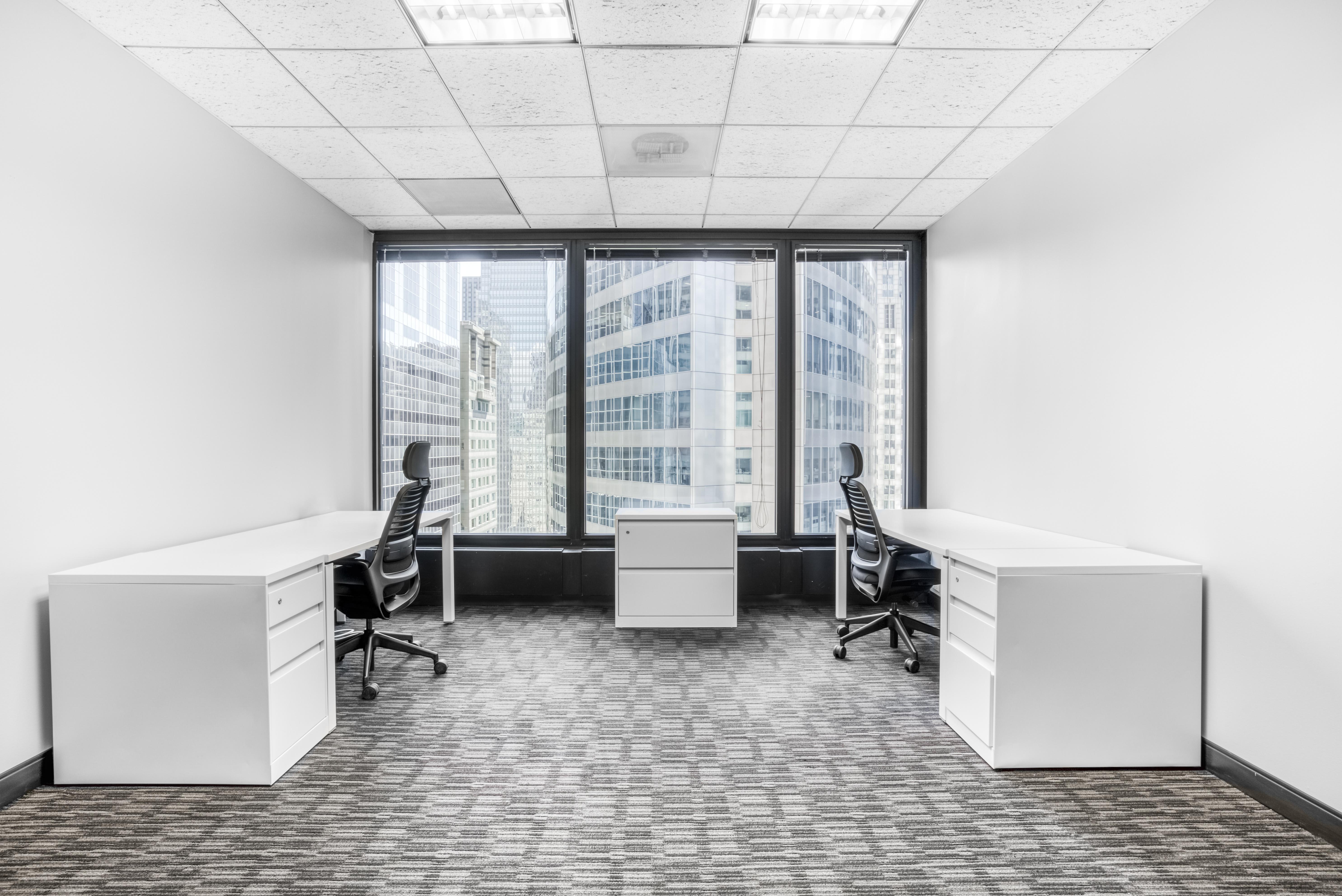30 South Wacker photo 2