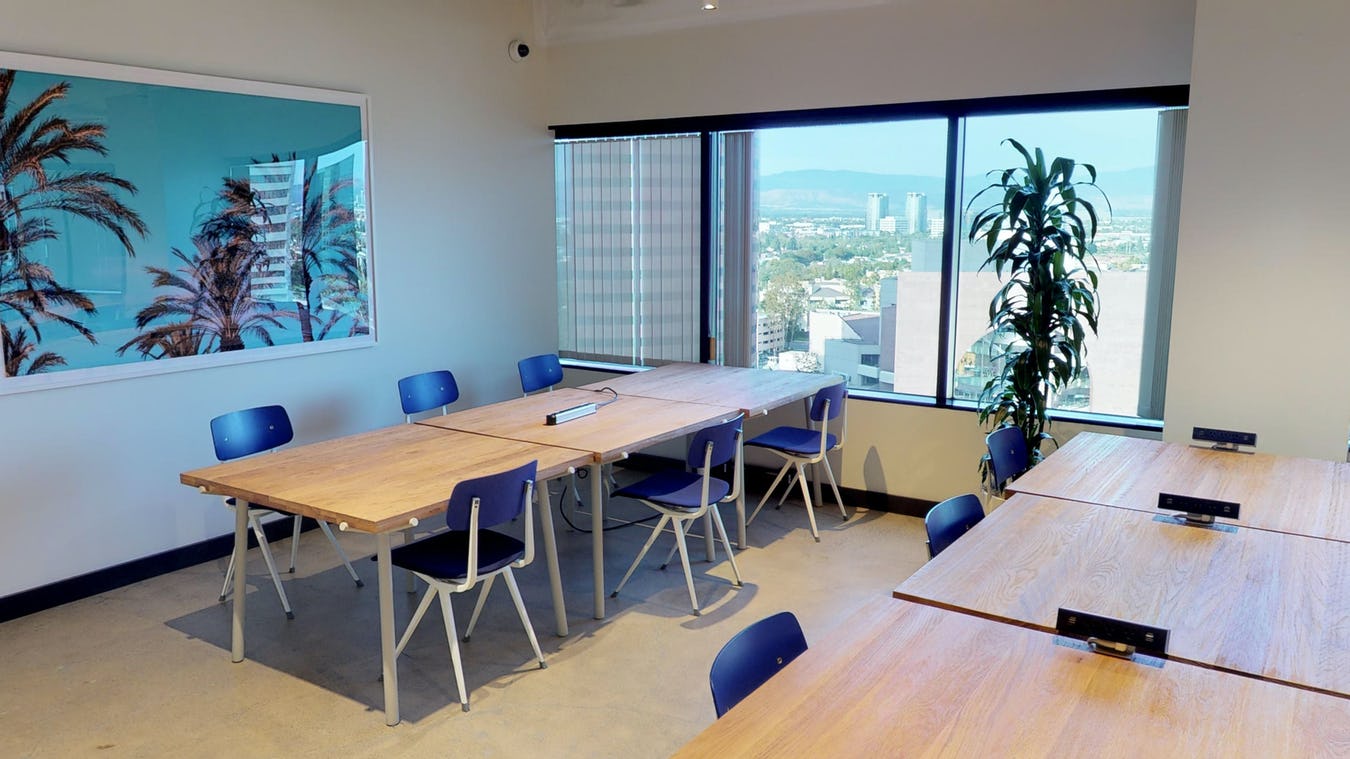 Park Tower photo 6