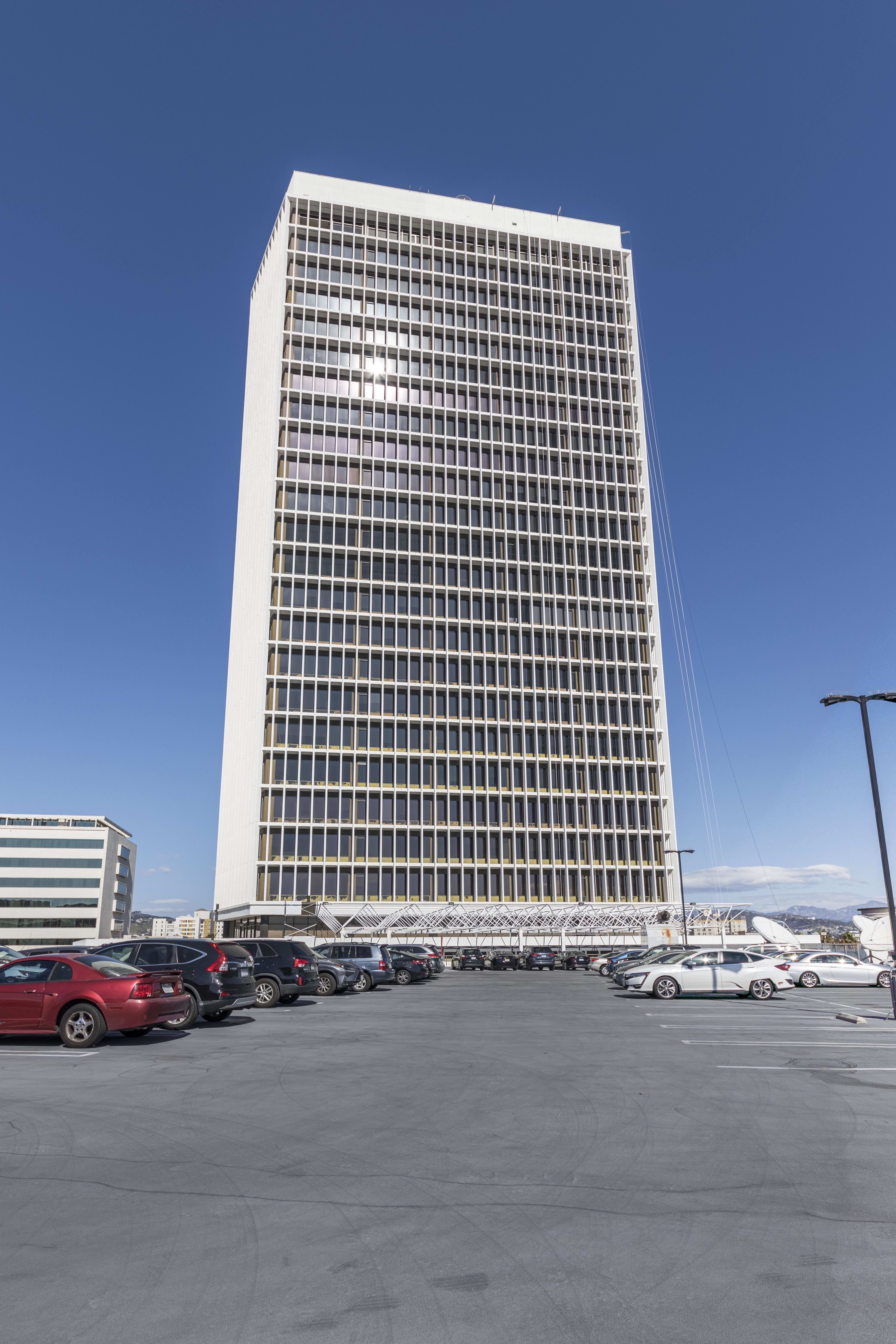 5670 Wilshire Boulevard