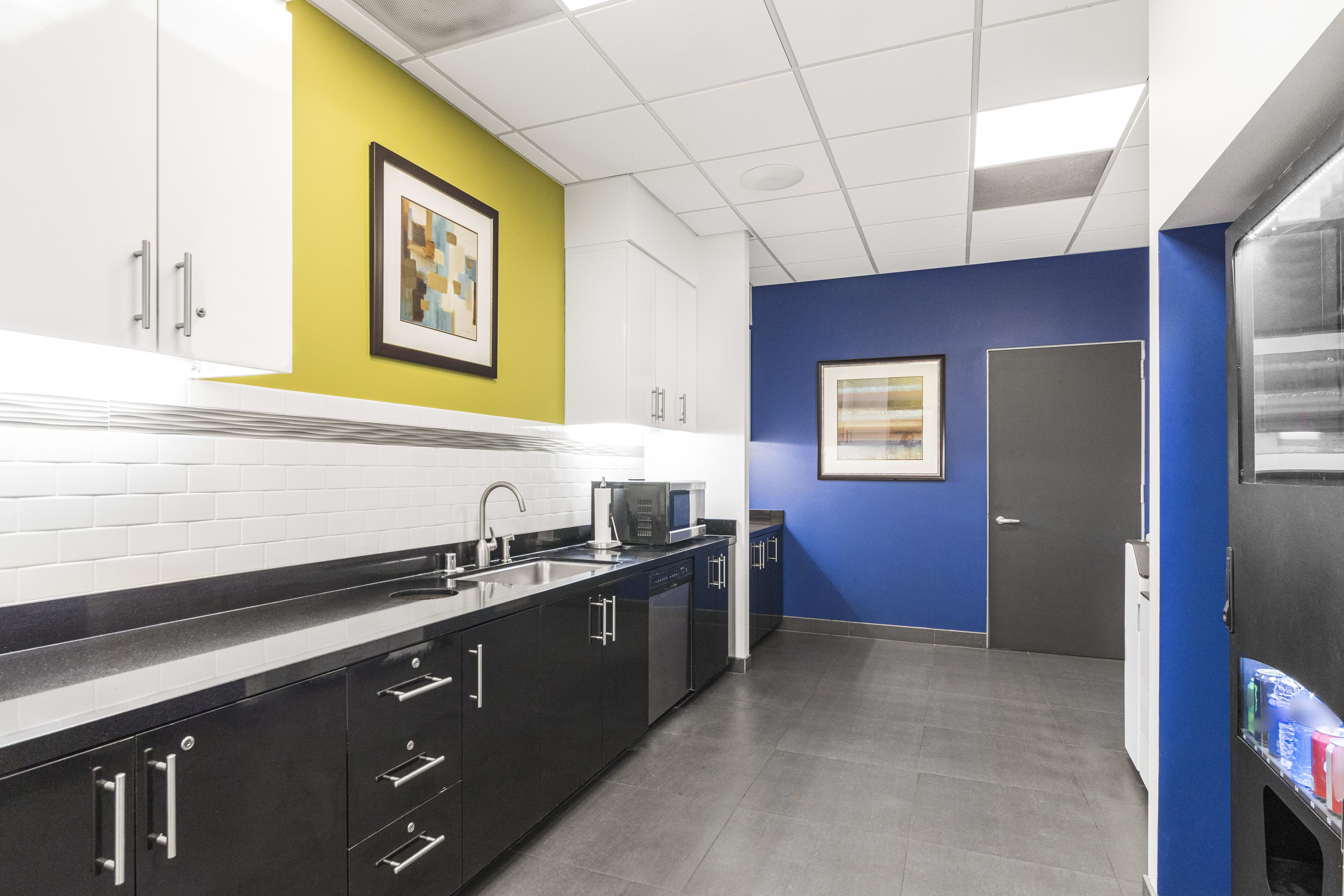 5670 Wilshire Boulevard photo 4