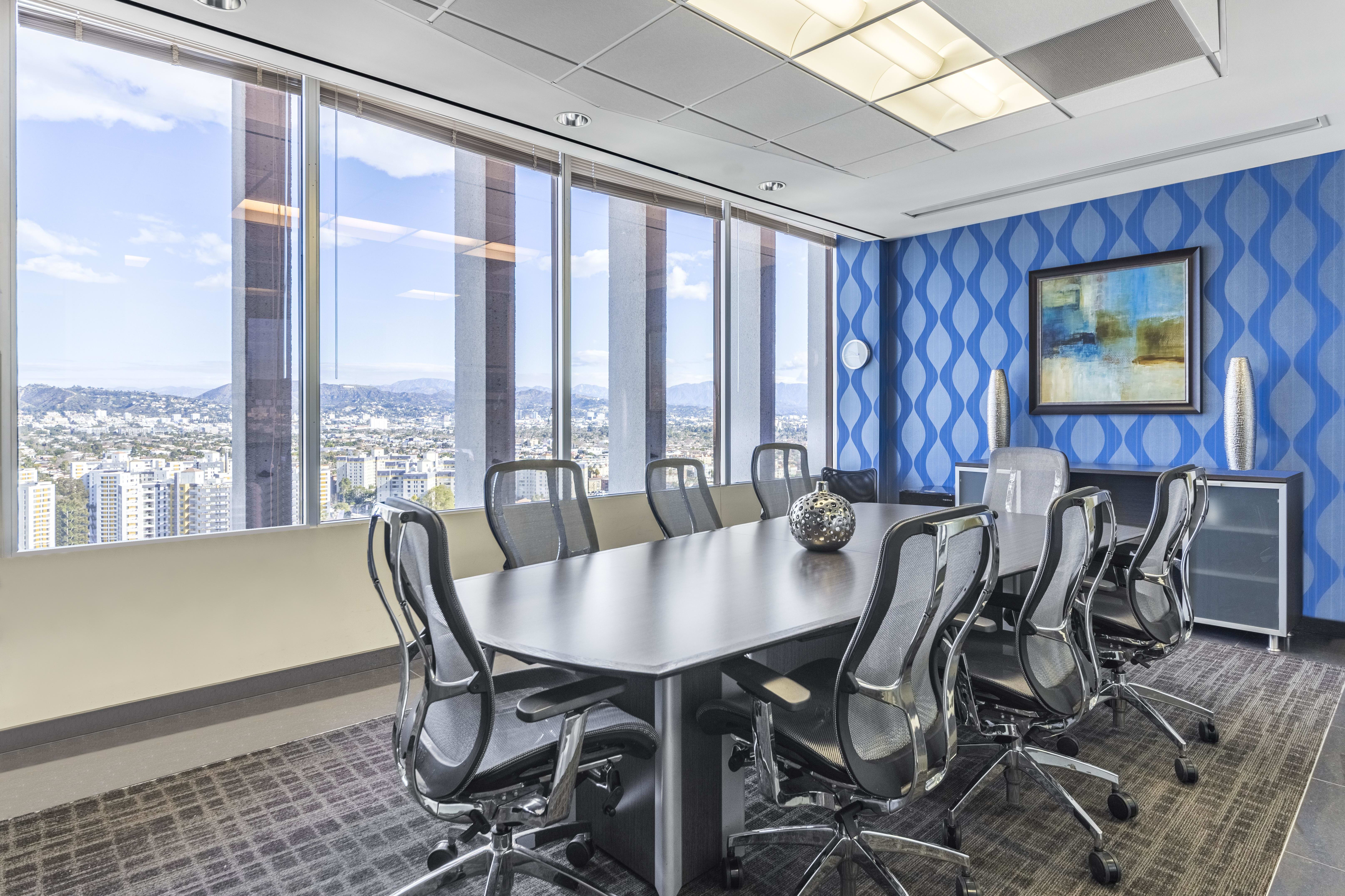 5670 Wilshire Boulevard photo 7