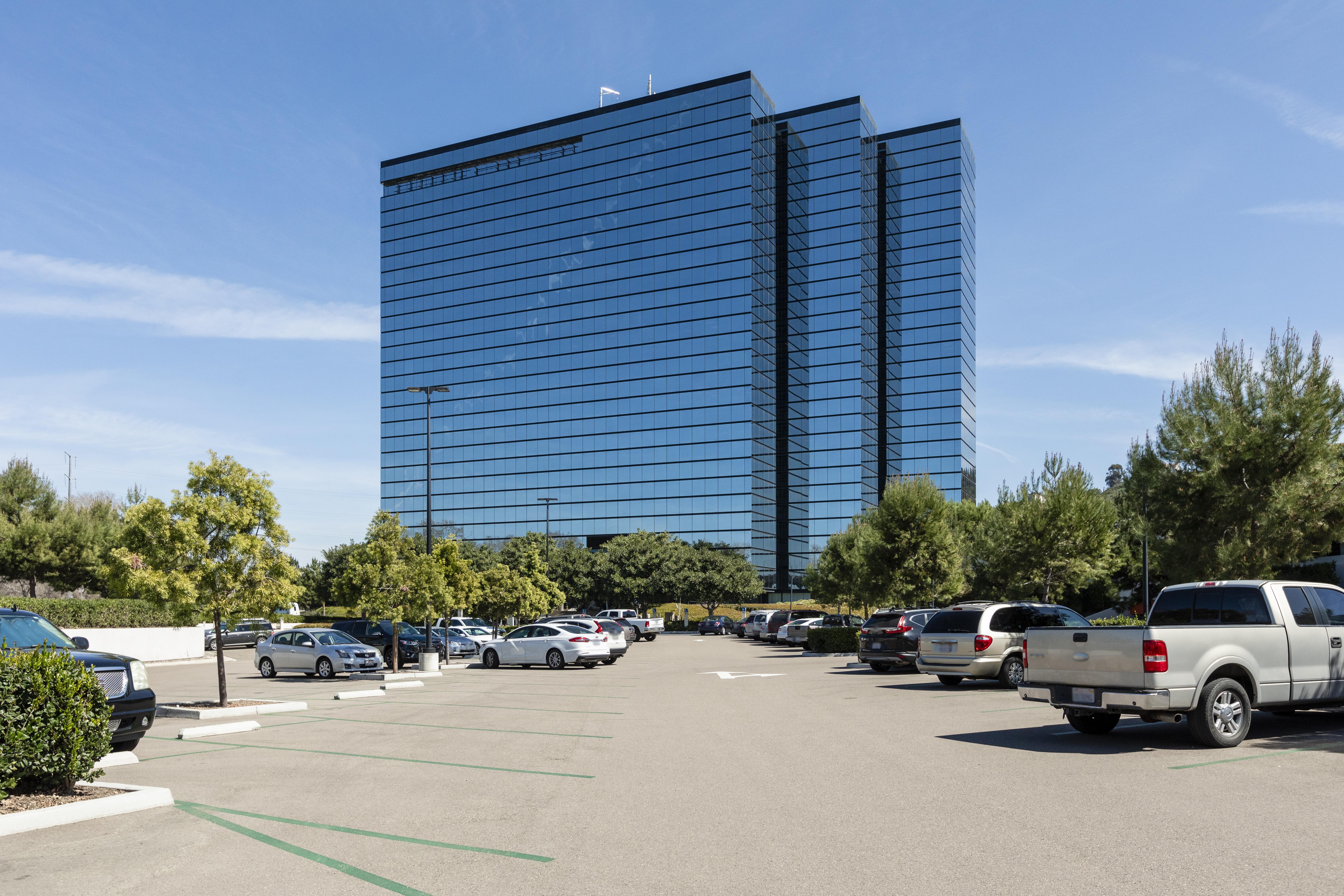 3111 Camino Del Rio North