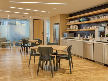 Colony Square photo 8