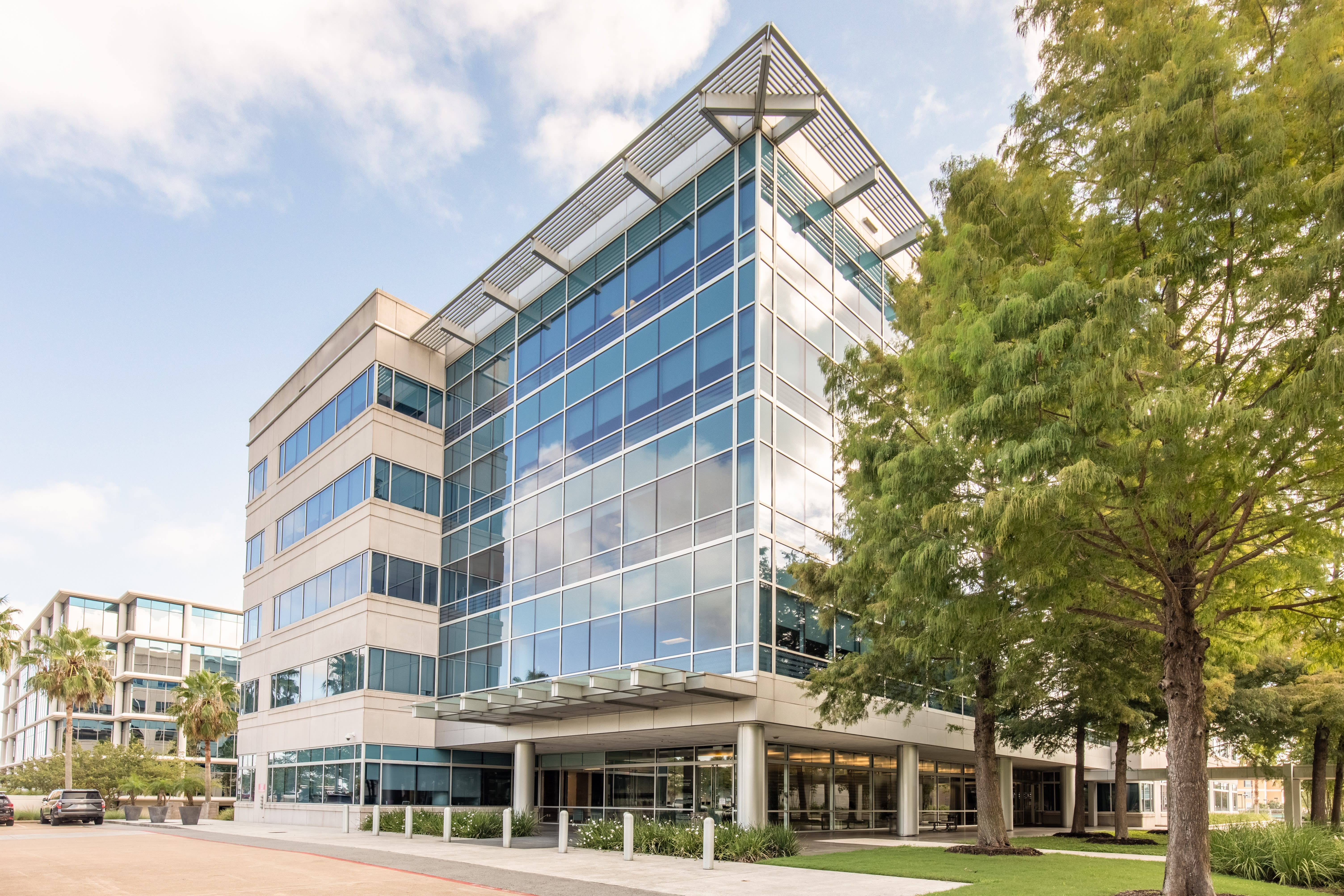 2600 South Shore Boulevard