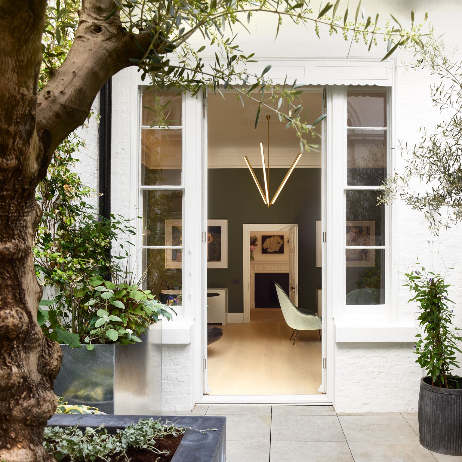 17 Portland Place photo 5