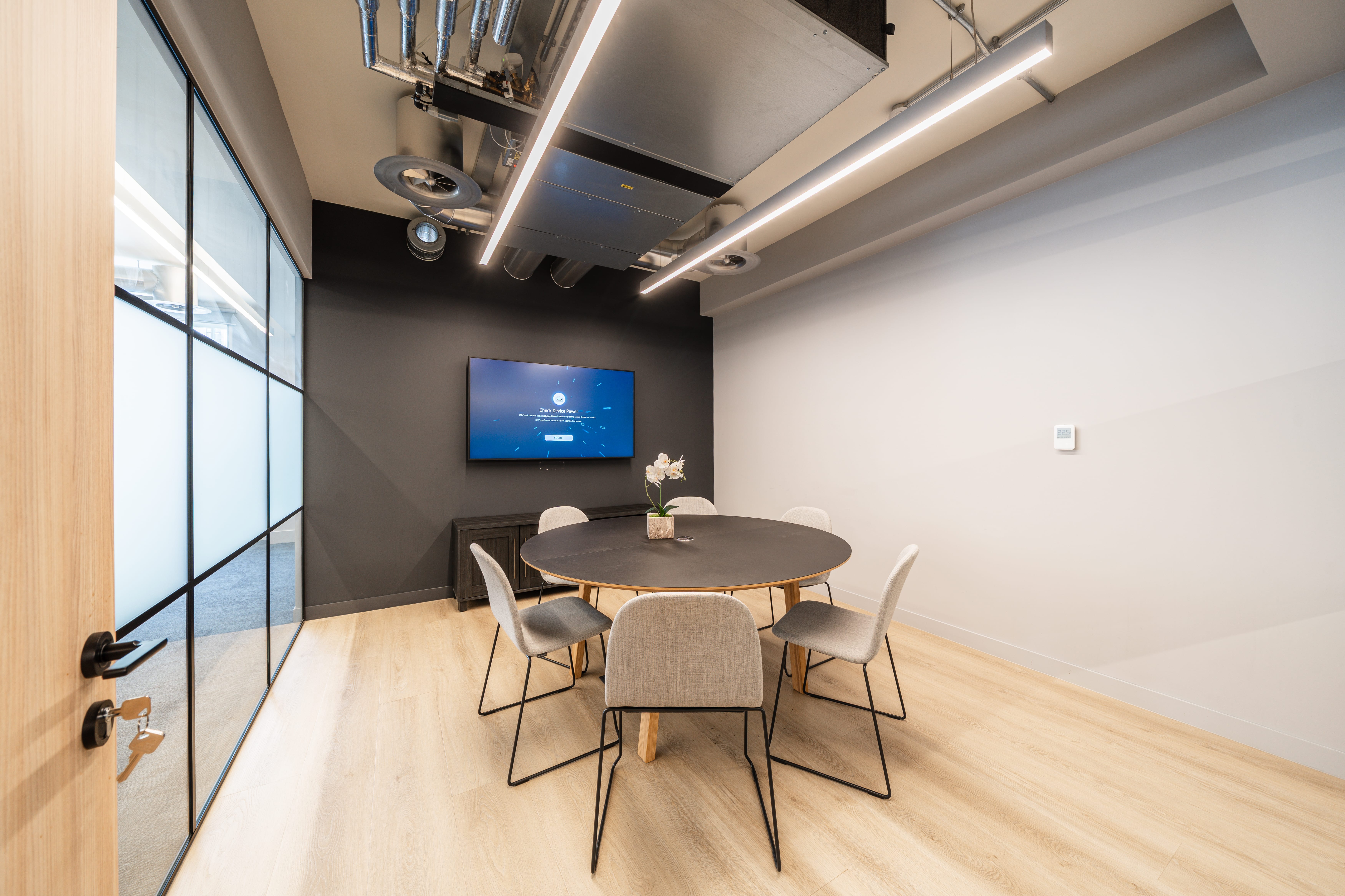 80 Strand photo 10