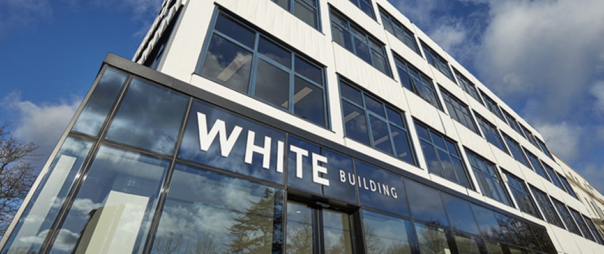 White Building photo 5