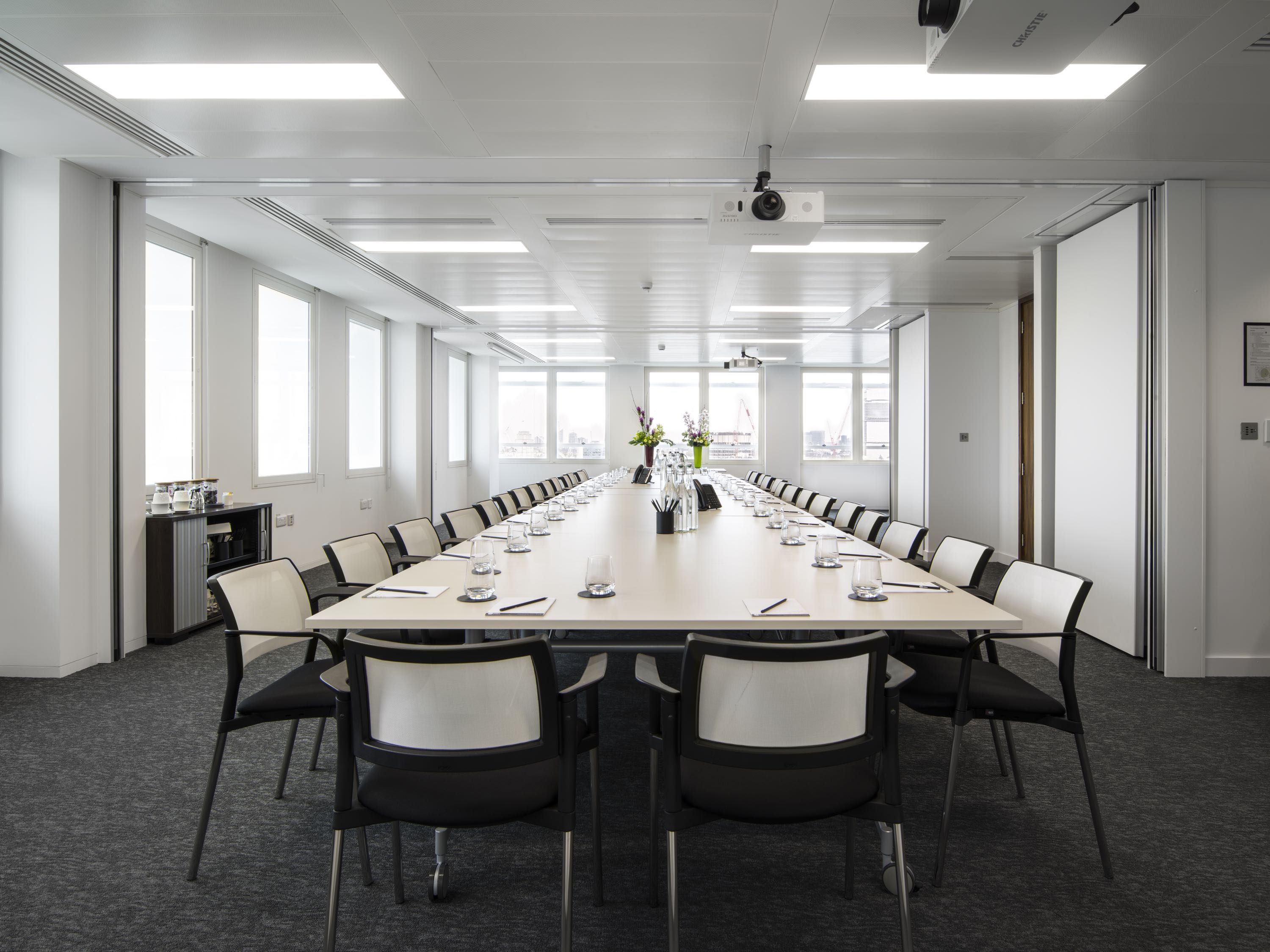 Cavendish Square photo 12