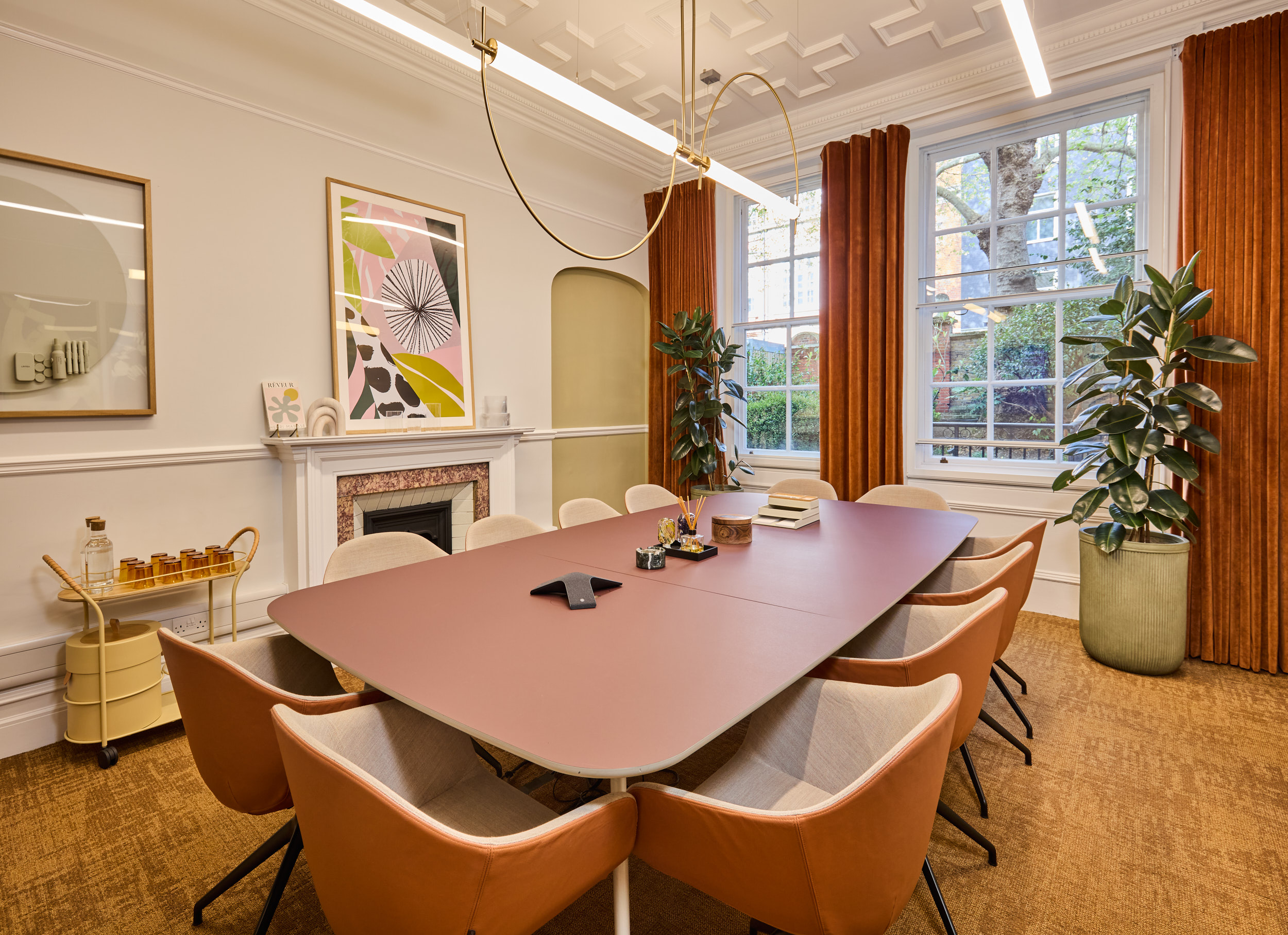 128 Buckingham Palace Road photo 10