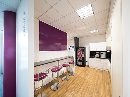 Slough Bath Road photo 8