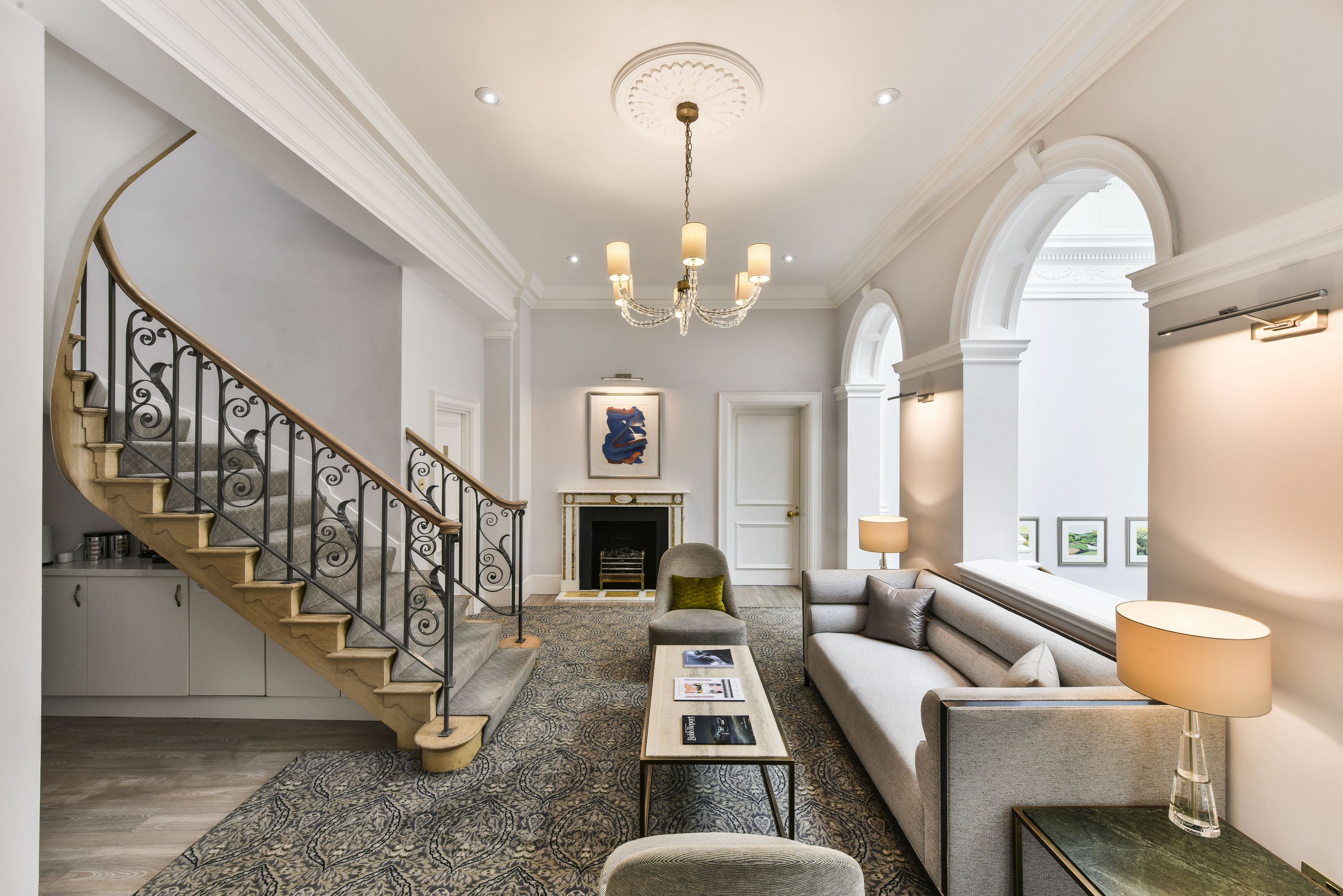 32 Curzon Street photo 2