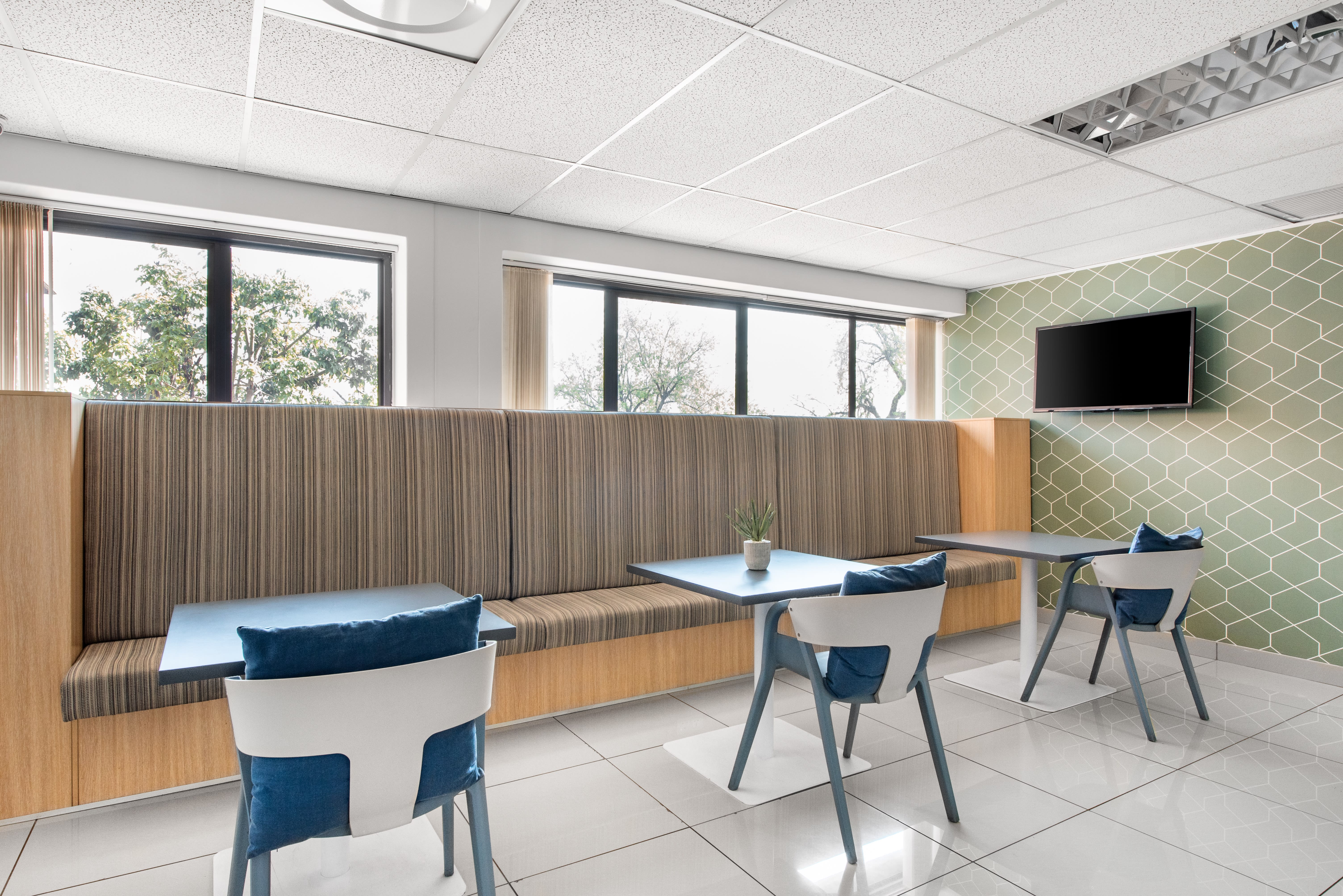 AMR 3 Office Park photo 3