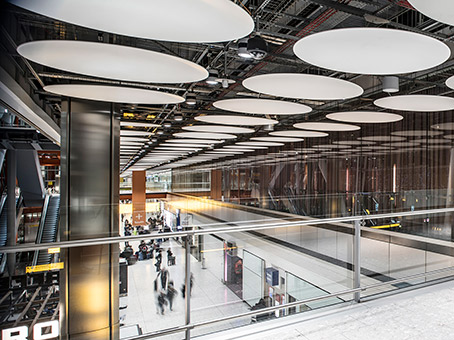 Heathrow, Terminal 5 photo 5