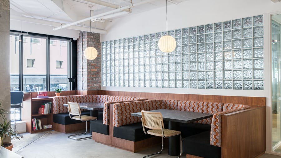 80 Strand photo 9