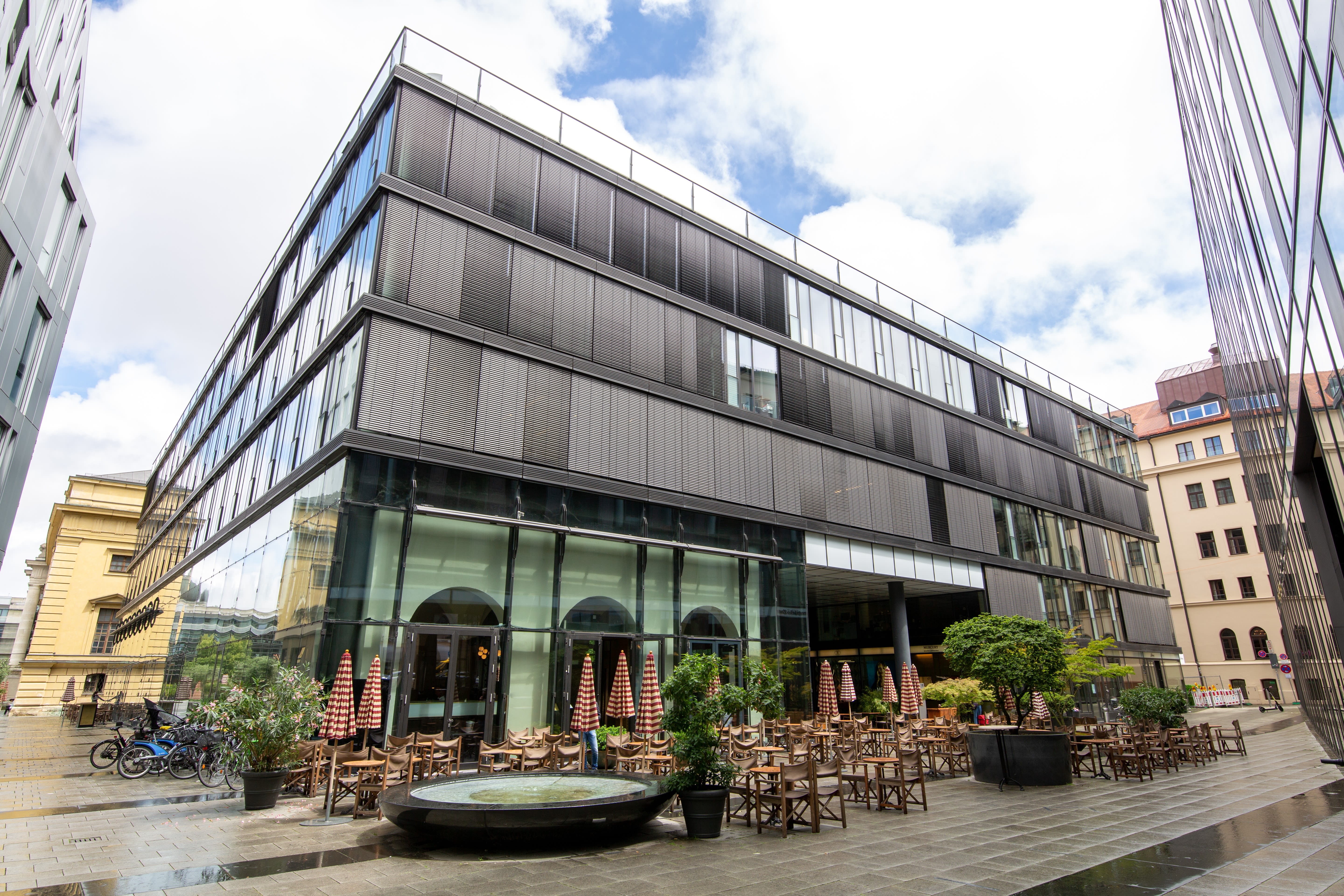 Maximilianstrasse 13