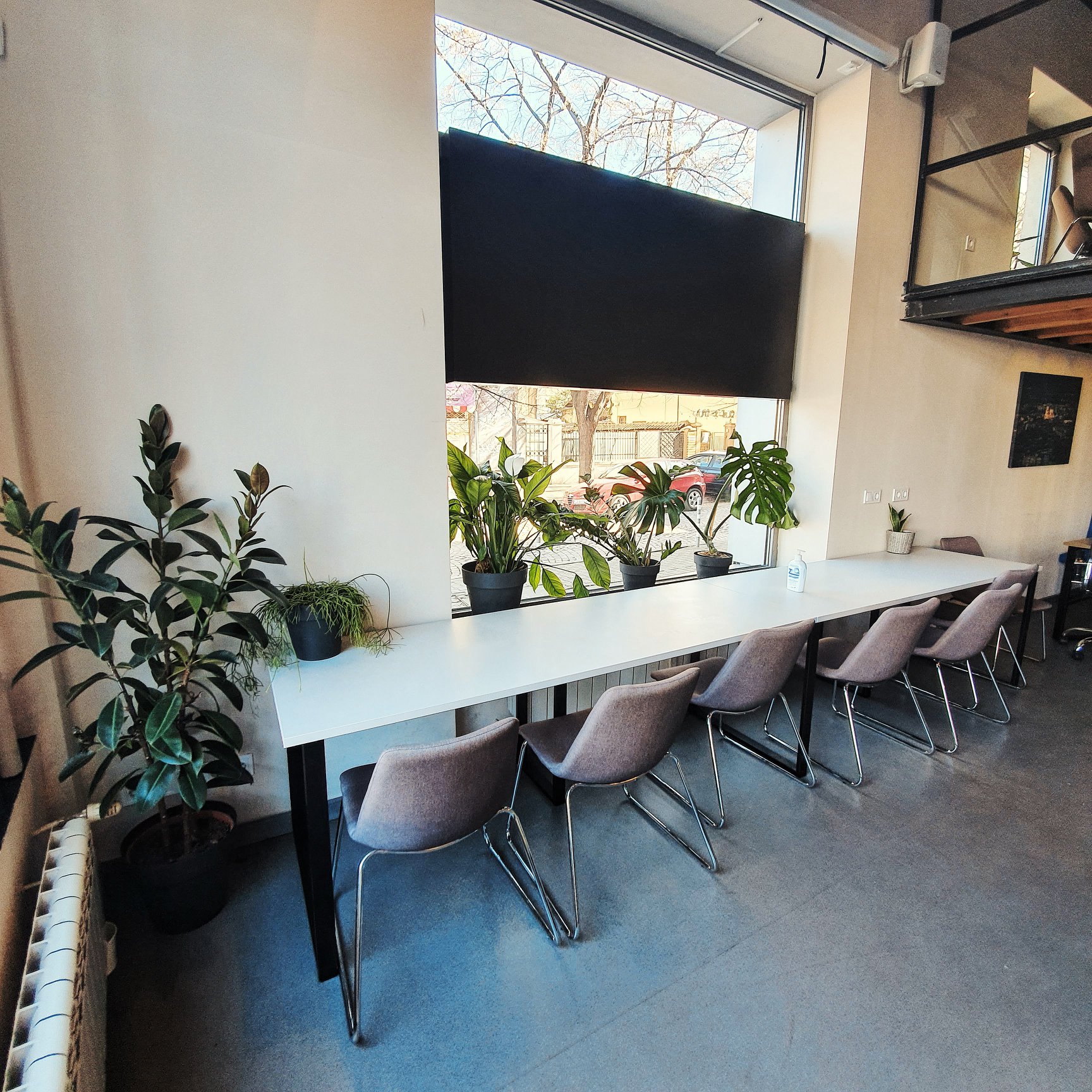 Worky Coworking & Coffee