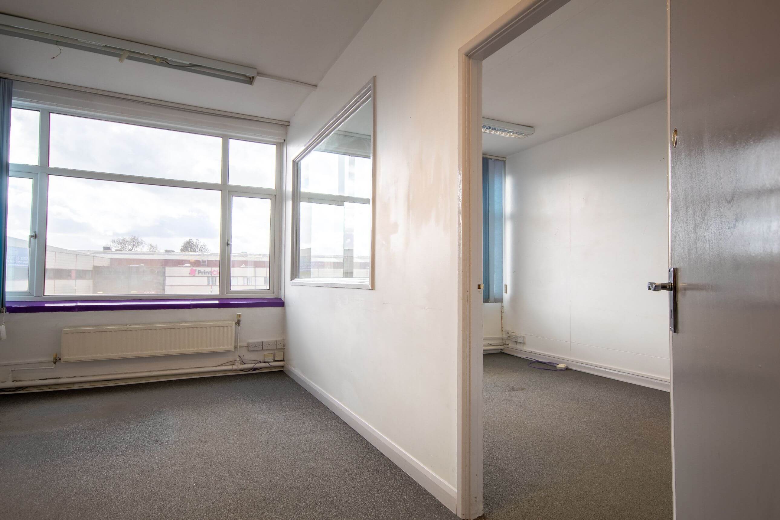 Swindon - BSS House photo 8