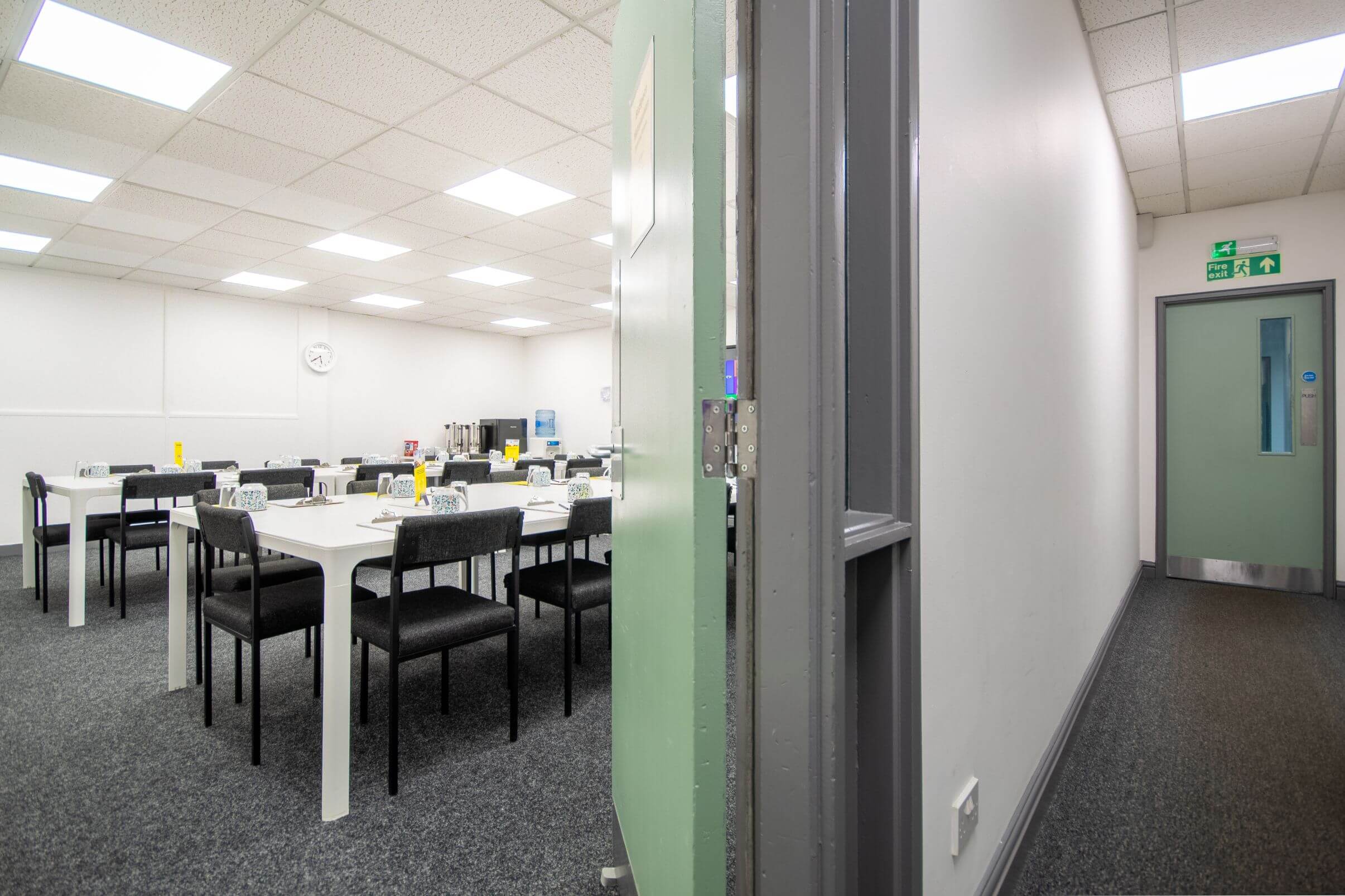 Leeds - Brooklands Court Business Centre photo 2