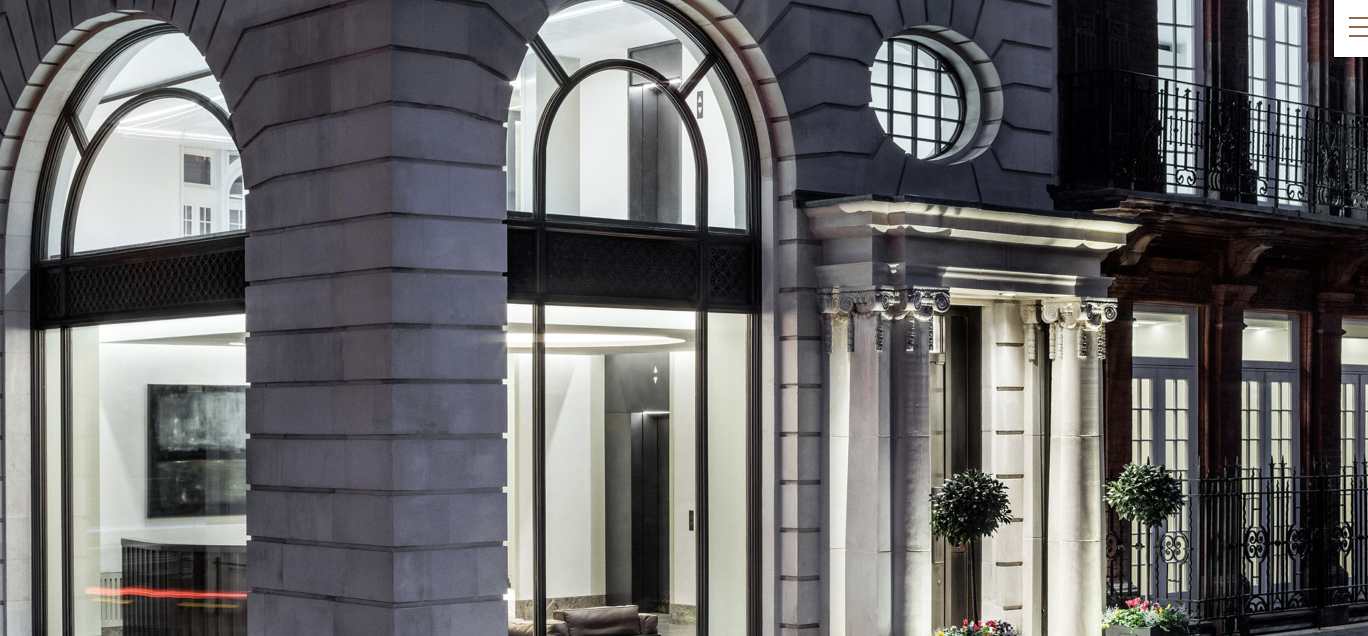 30 St James's Square photo 2