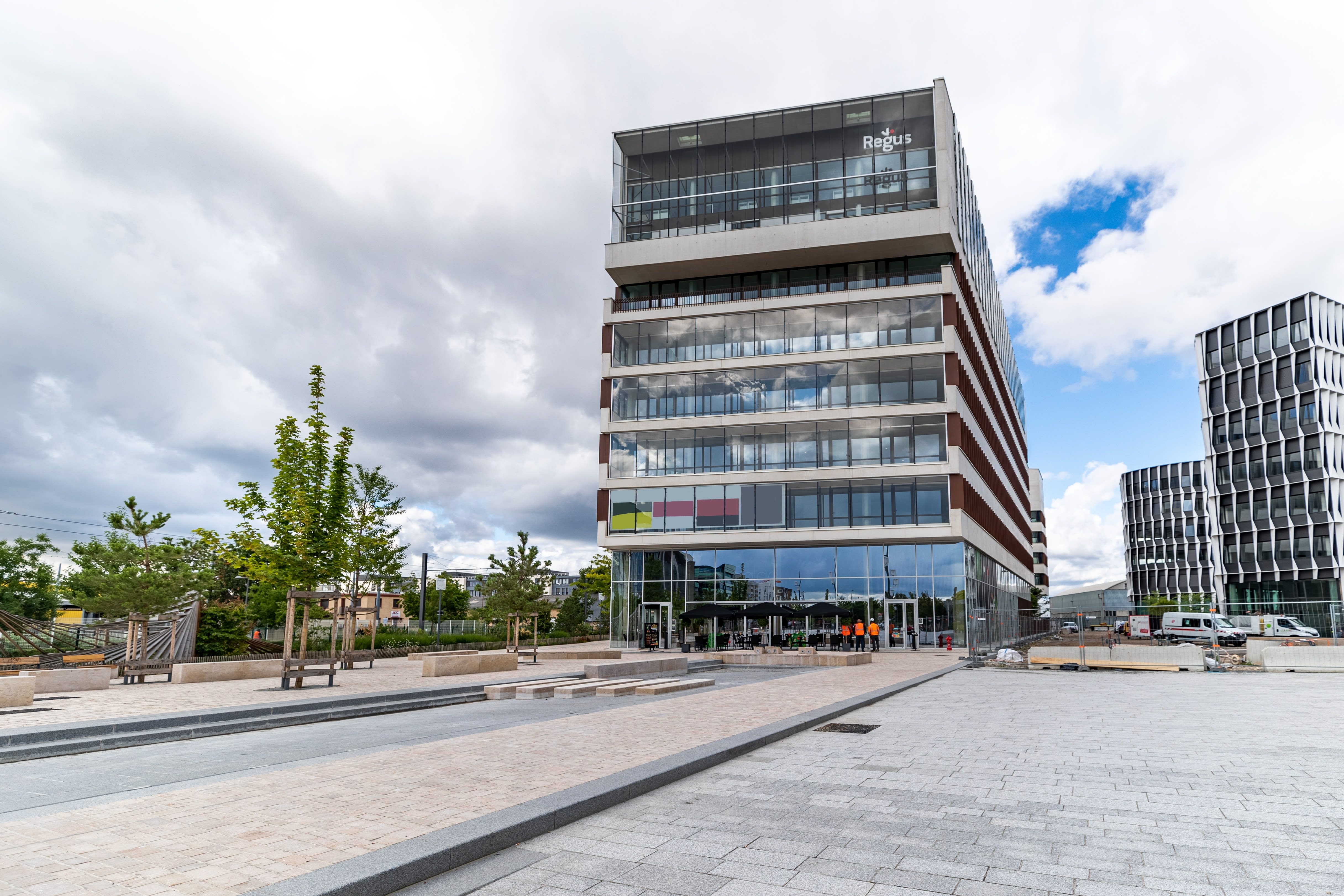 1 esplanade Myriam Makeba