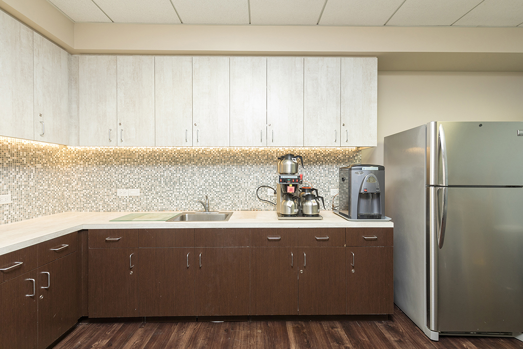 401 Wilshire photo 5