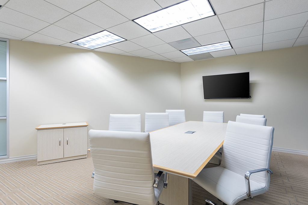 401 Wilshire photo 6
