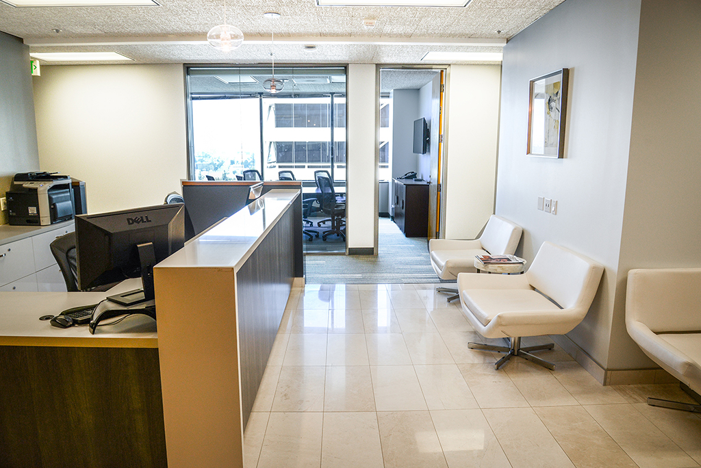 Sherman Oaks - Valley Executive Tower photo 2